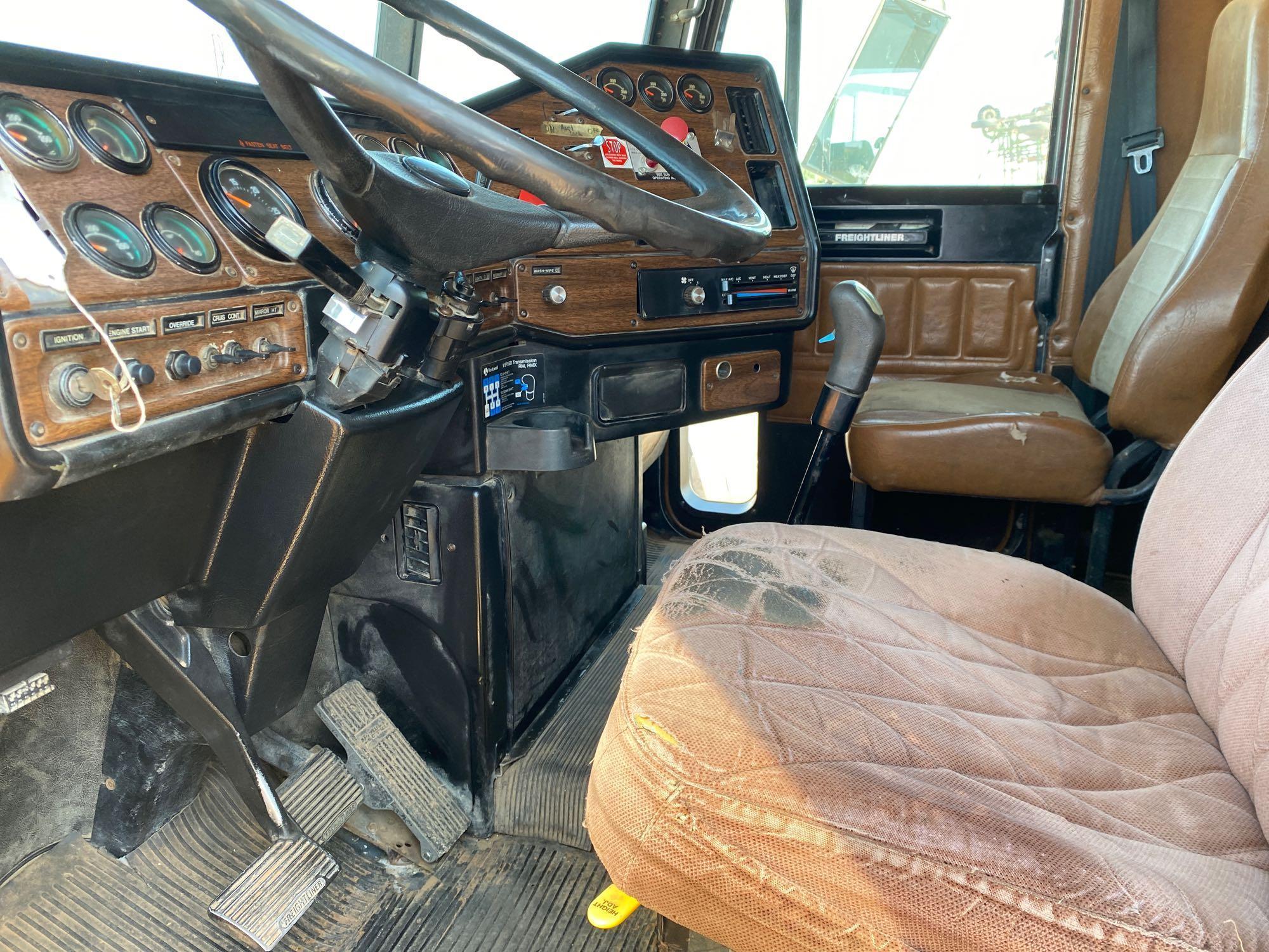 1991 FREIGHTLINER, CONVERSION GRAIN TRUCK