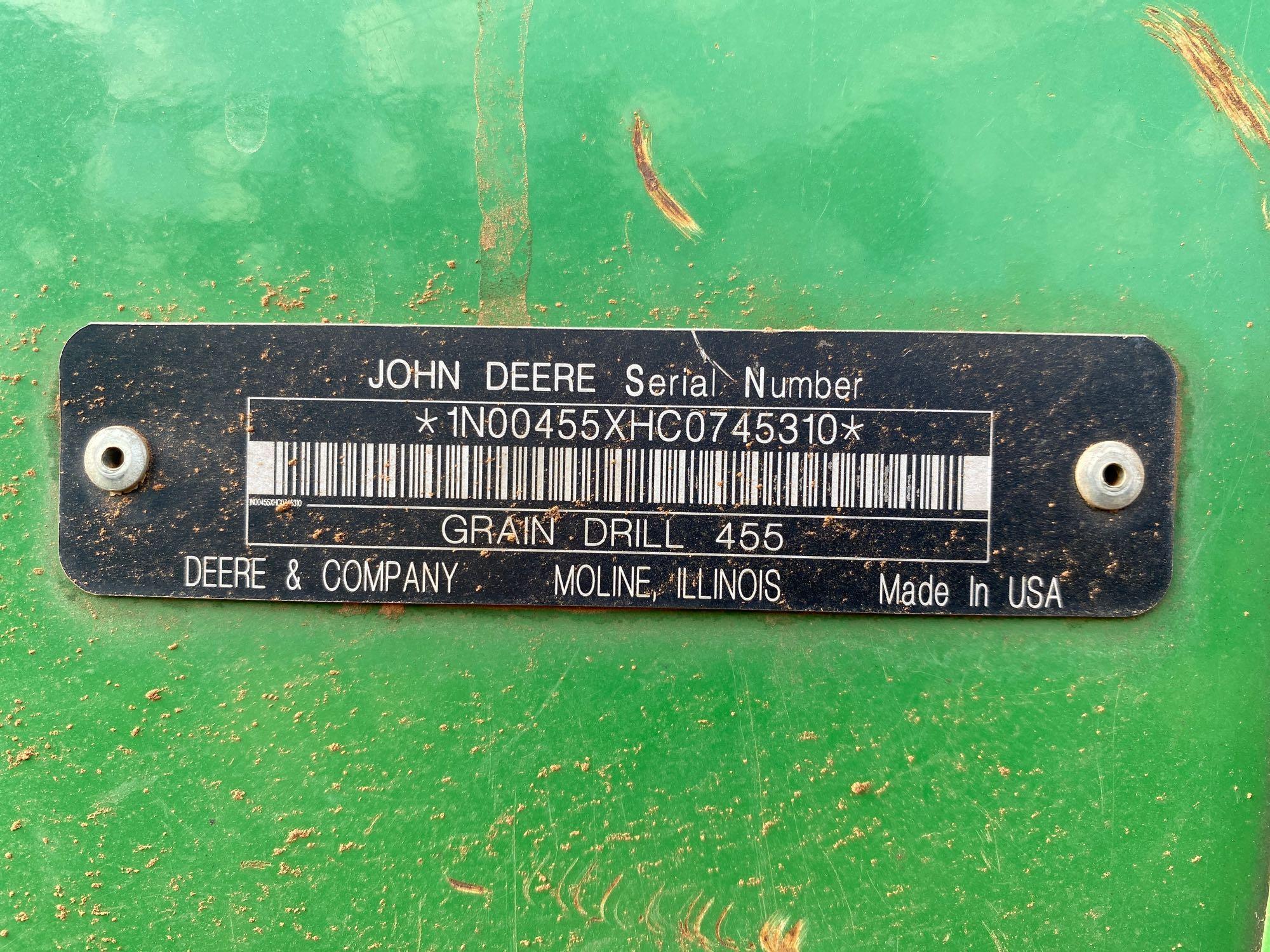 JOHN DEERE 455 GRAIN DRILL, 35', DF 7 1/2" SPACING, FERTILIZER, 13" DISC