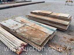 LOT OF USED 1 1/8" PLYWOOD, VARIOUS SIZES AND