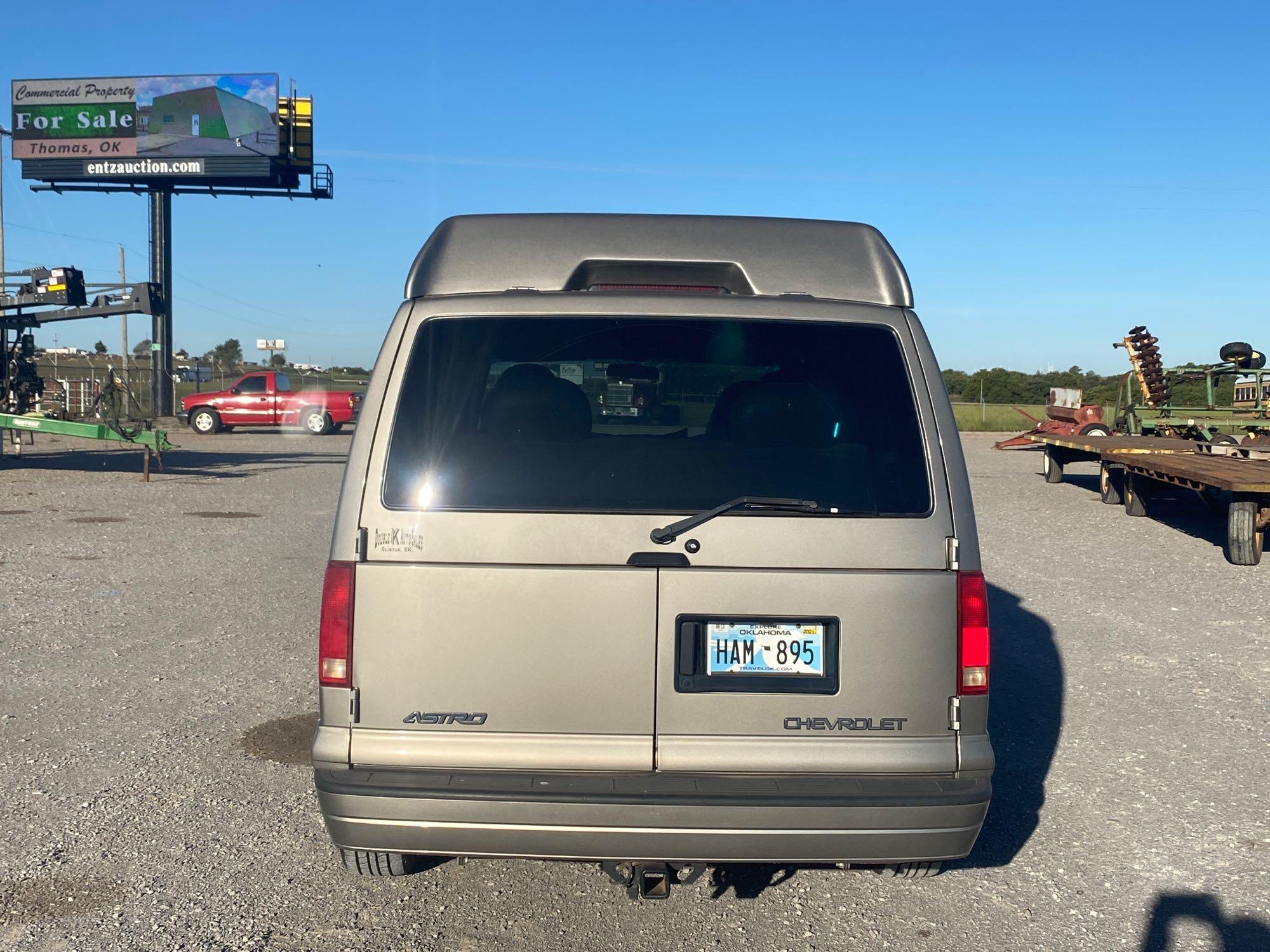 2001 CHEVY ASTRO VAN, AUTO, GAS, 4.3, HANDICAP