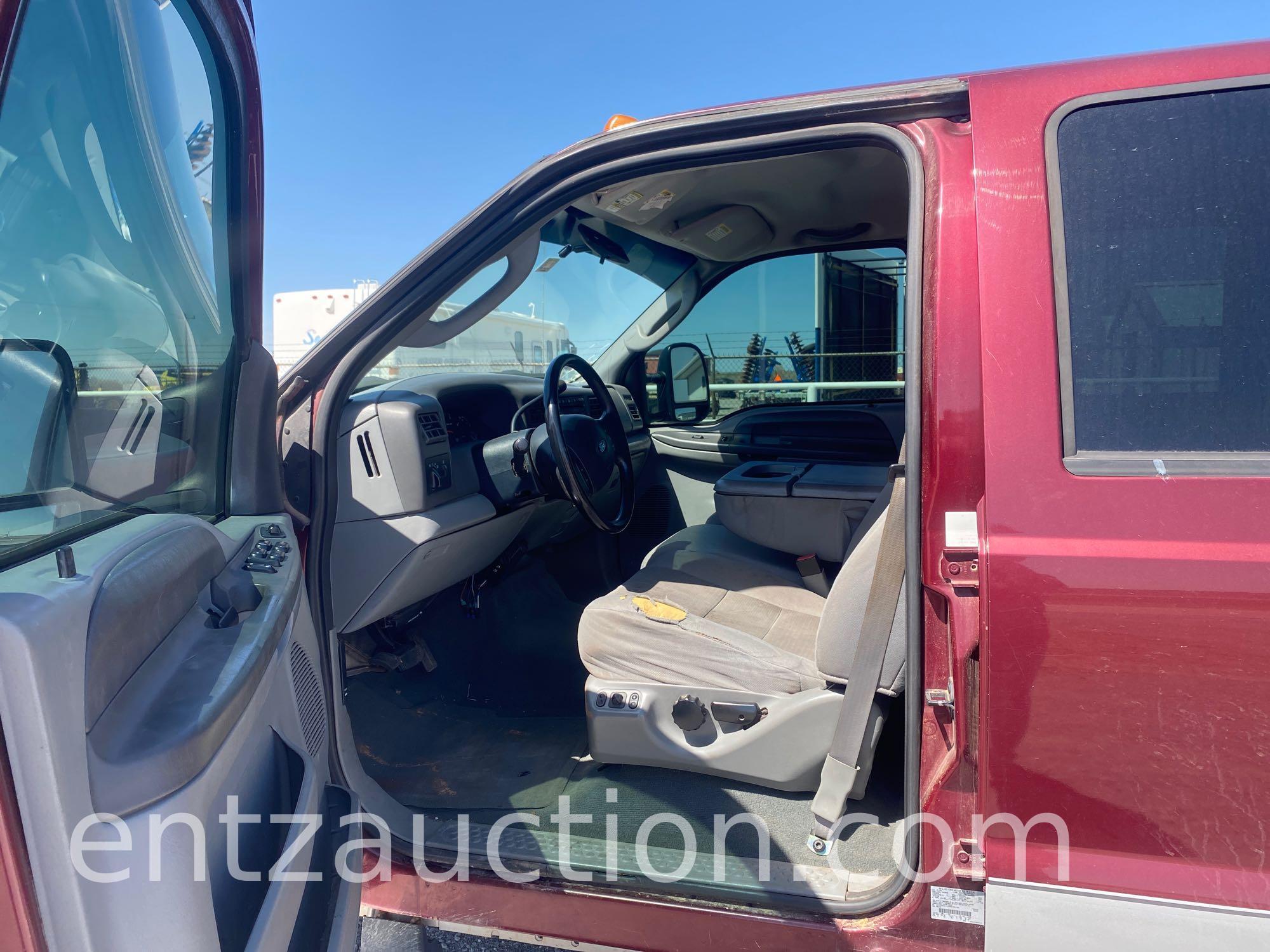 2004 FORD F250 XLT SUPER DUTY PICKUP, 4X4, AUTO