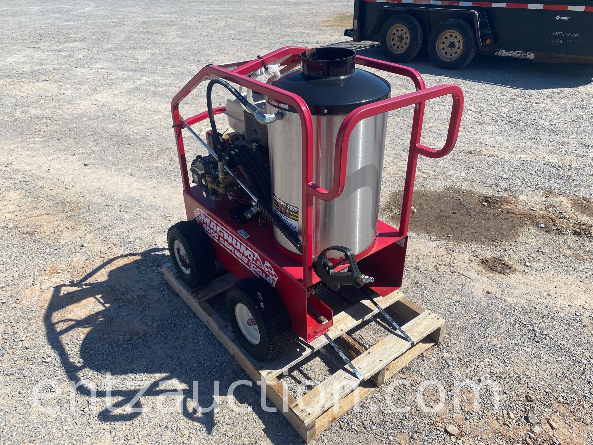 MANGUM GOLD 4000 PRESSURE WASHER, DIESEL,