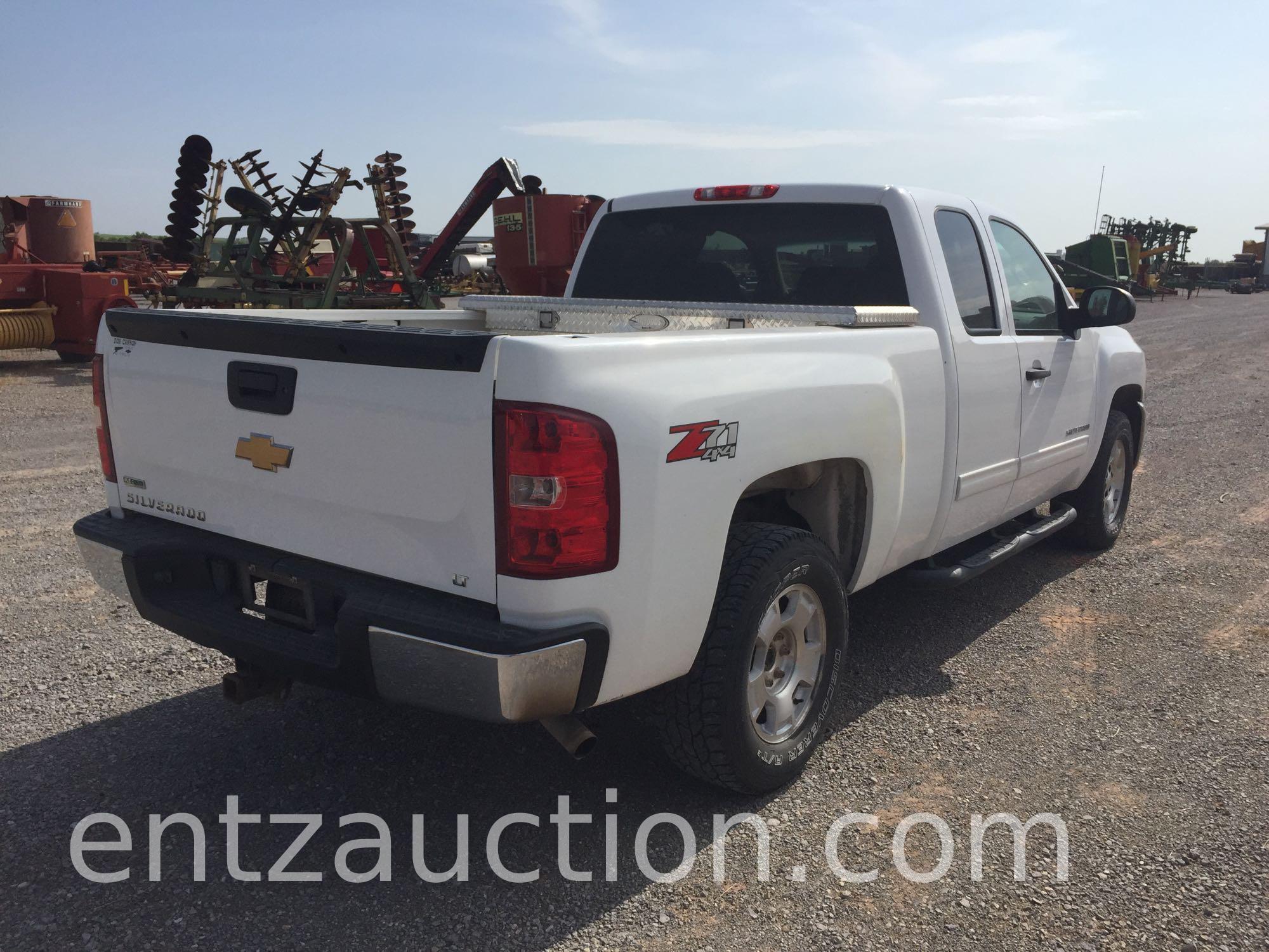 2012 CHEVY 1500 Z71 PICKUP, EXTENDED CAB, AUTO,