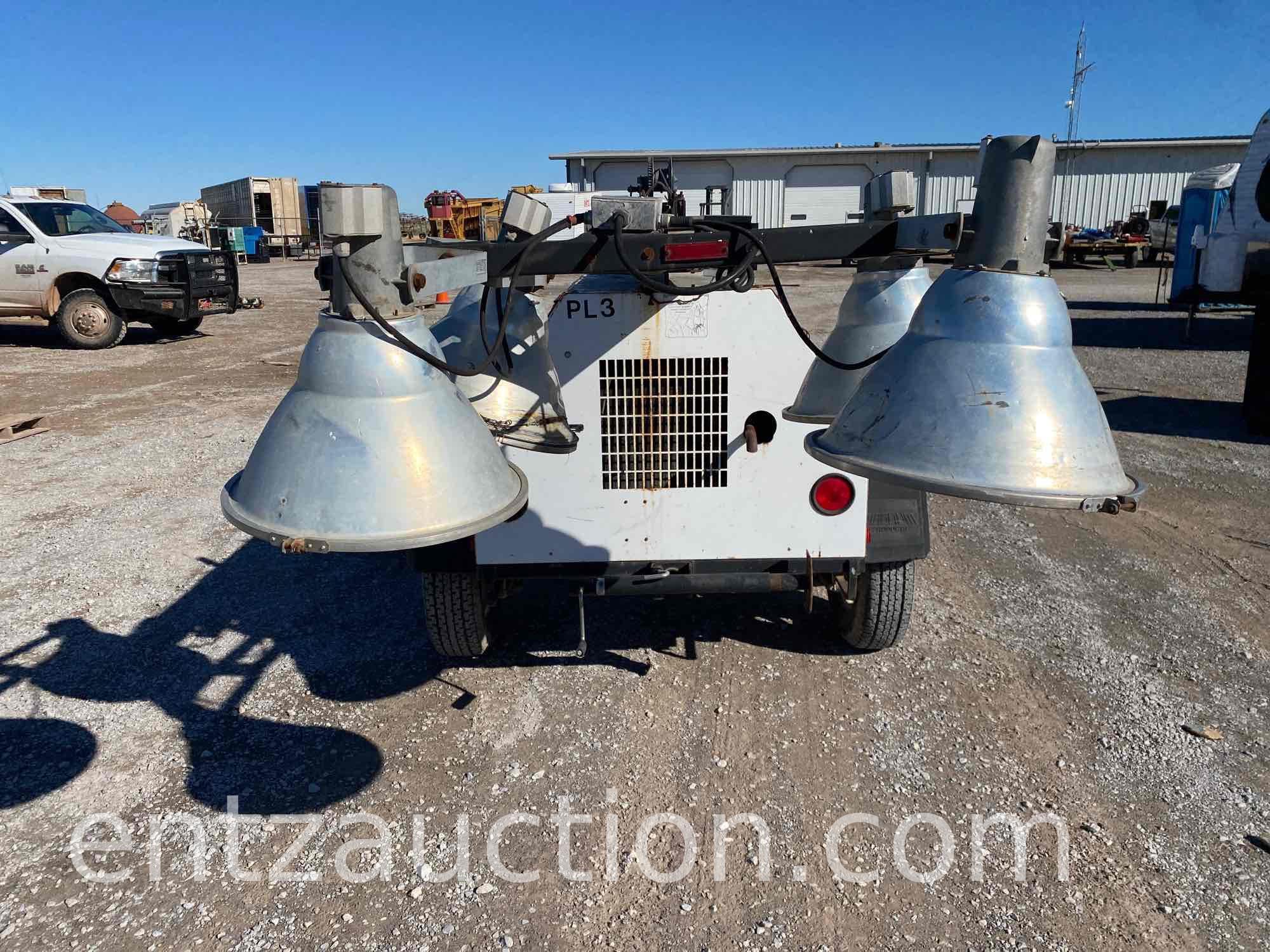 MAGNUM LIGHT TOWER, 3 CYL. ISUZU DIESEL ENGINE,