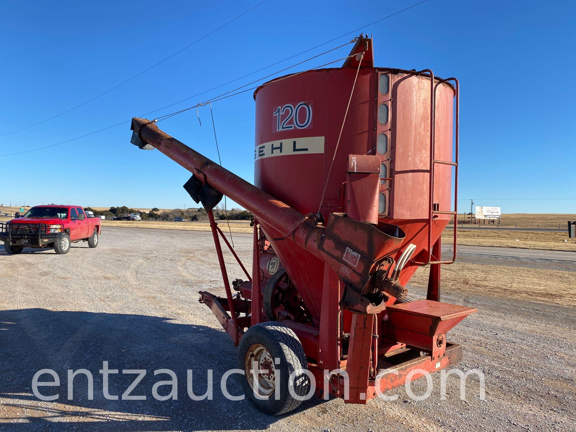 GEHL 120 FEED GRINDER, 540 PTO, EXTRA GRATES