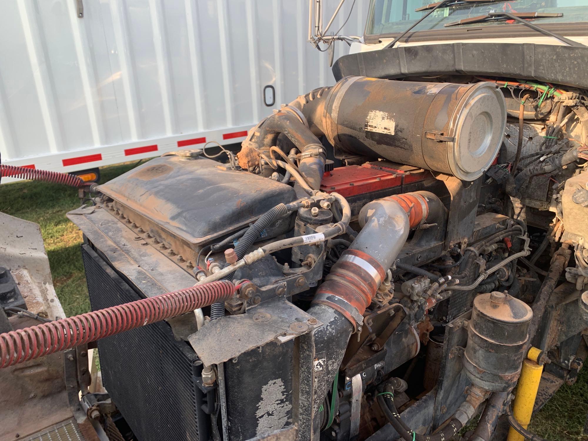 1999 KENWORTH T800B, DAY CAB, CUMMINS N14,