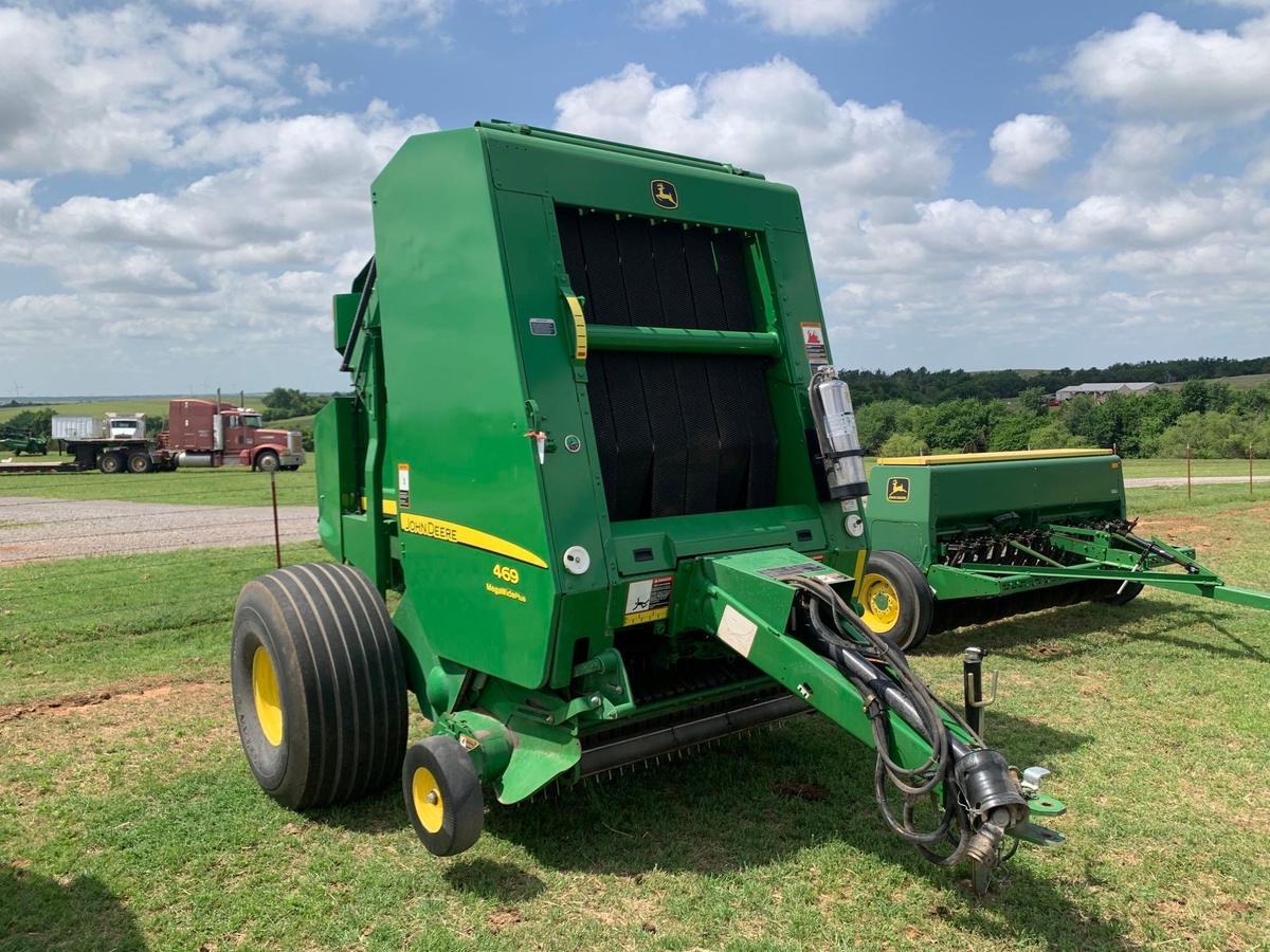 JD 469 ROUND BALER, MEGA WIDE PLUS, NET/TWINE,