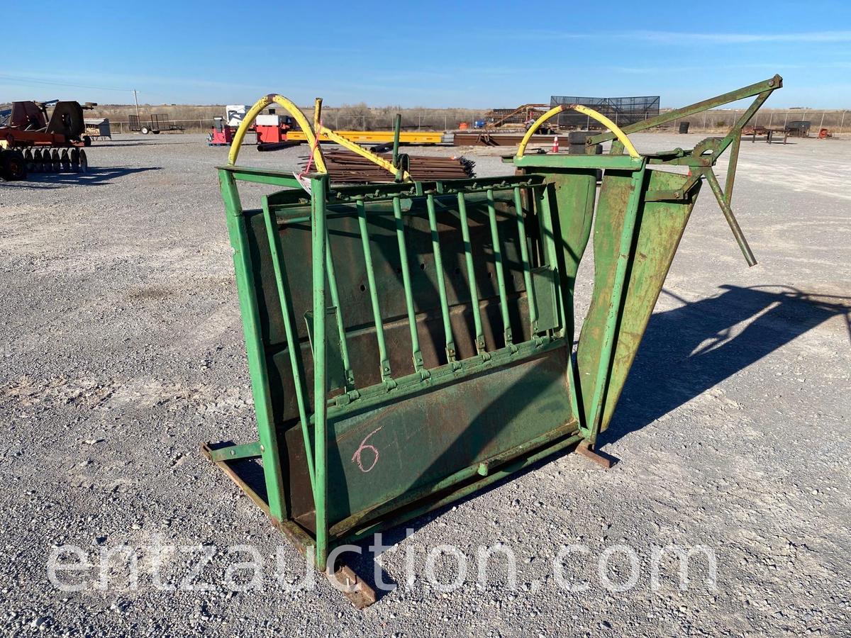 POWDER RIVER MANUAL CALF CHUTE, RIGHT HAND