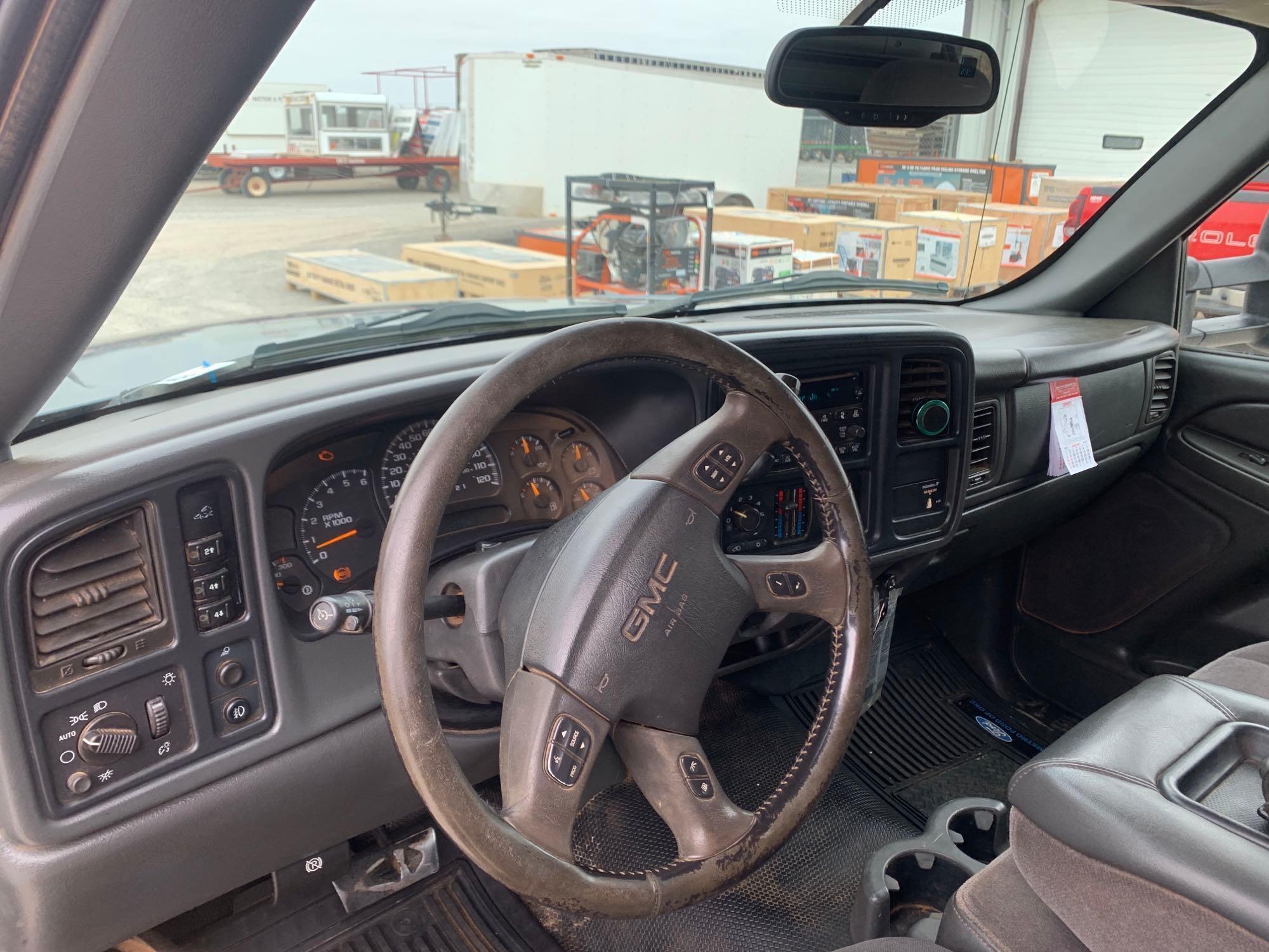 2007 GMC 3500 PICKUP, 6.0L, GAS, AUTO, 4X4,