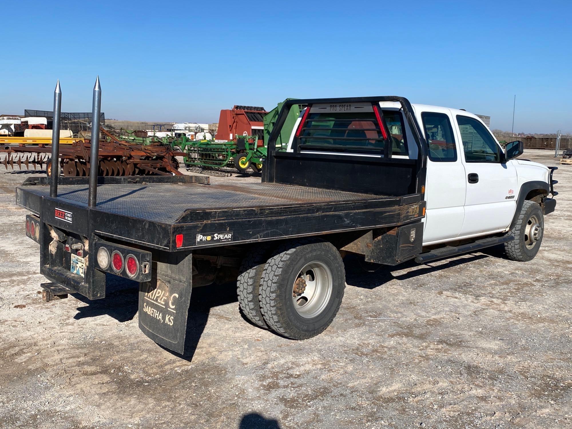 2003 CHEVY 3500 PICKUP, DUALLY, EXT. CAB,