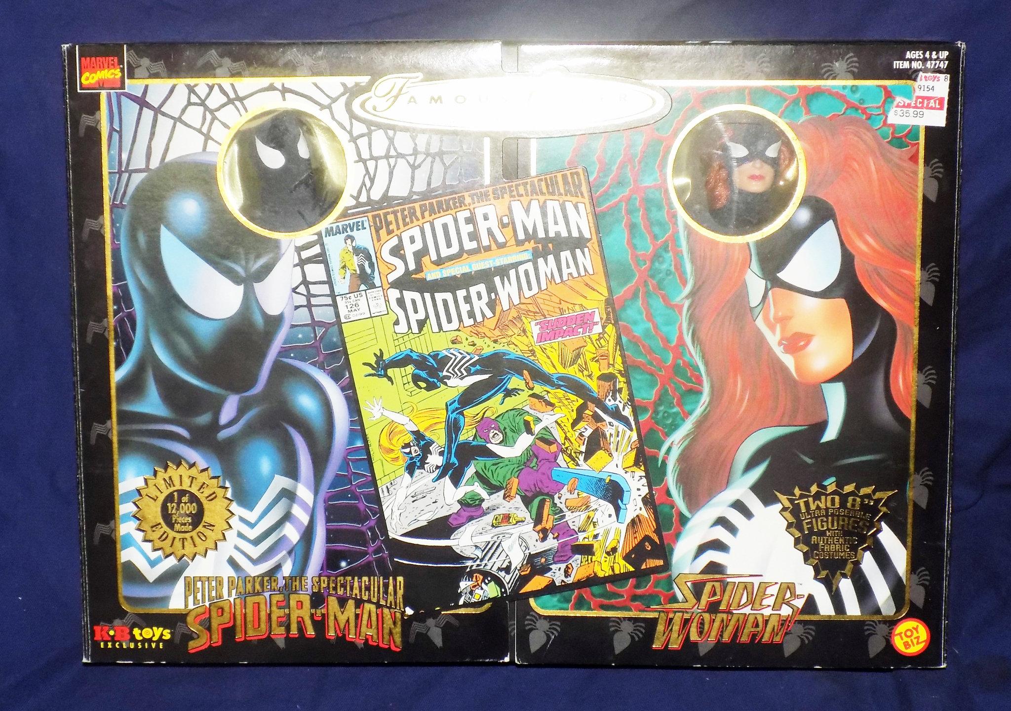 Marvel - Peter Parker Spectacular - Spiderman & Spider Woman With Comic Book