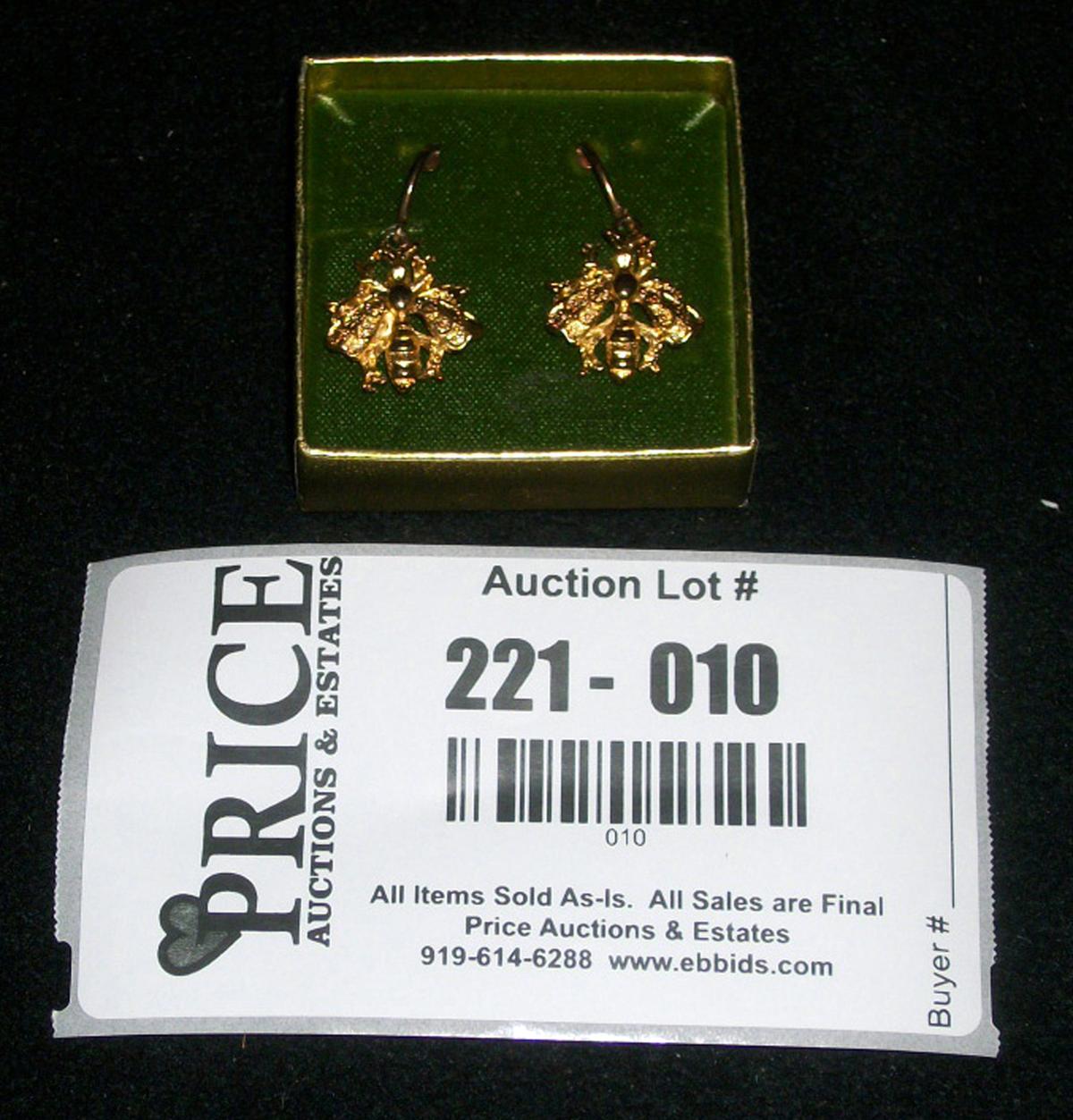 Lot 10: Set Of Vintage Beeline Fashion Gold Colored Bee Earrings