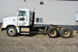 1996 Freightliner Day Cab, M-11 Cummins, Differential Lock, 9 Speed, Air Ride, PTO, 22.5 Rubber, 665