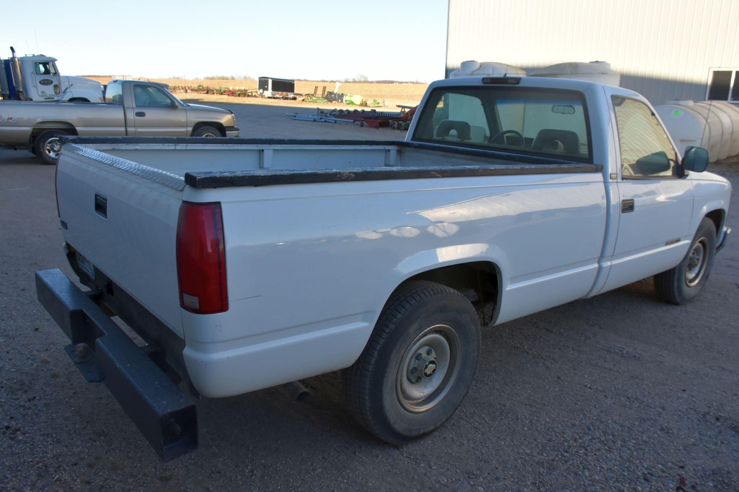 1994 Chevrolet 2500 2WD Pickup, V6, 5 Speed Manual, Long Box, 142,197 Miles