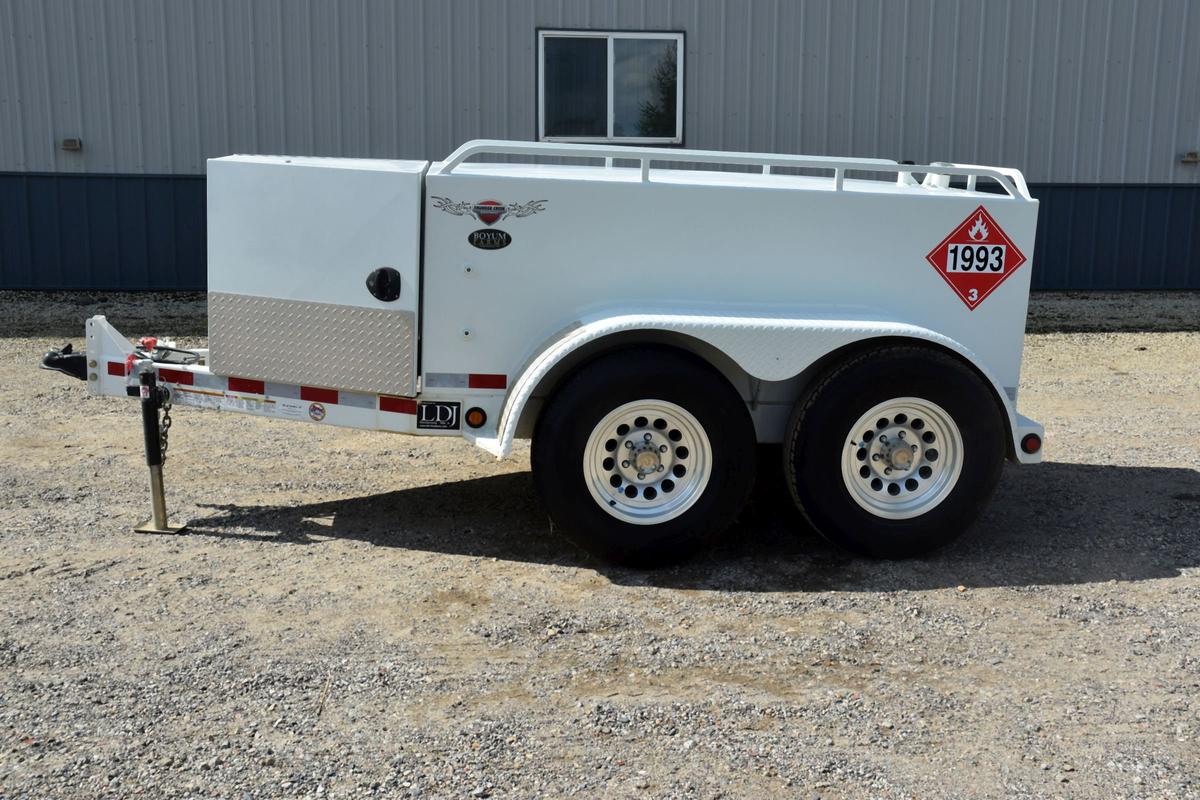 2011 Thunder Creek 700 Gallon Fuel Caddy, Hose Reel, 12 Volt, Tandem Axle, Has Title, VIN: 1L9BU1228