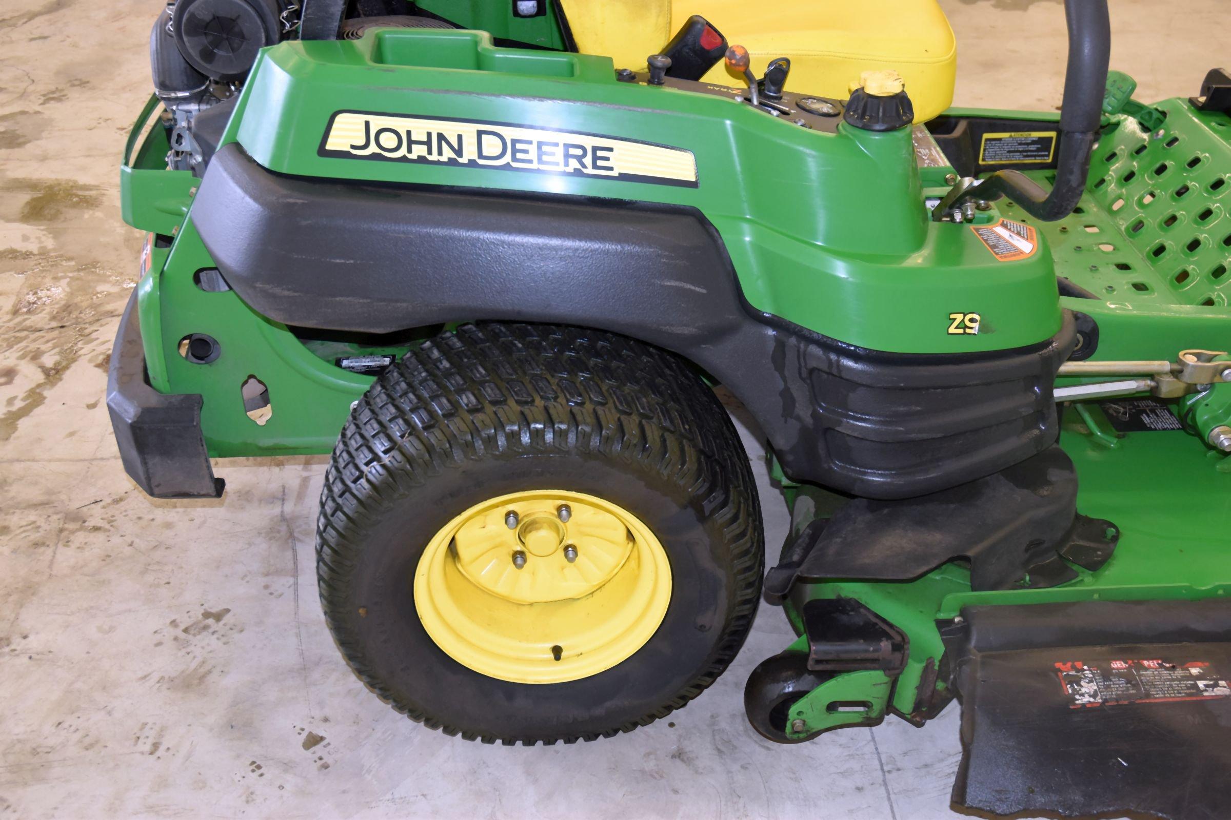 John Deere 950 Zero Turn Lawn Mower, 7 Iron 60” Deck, 27 HP, Rear Bagger Hopper, Thatcher, 560 Hours