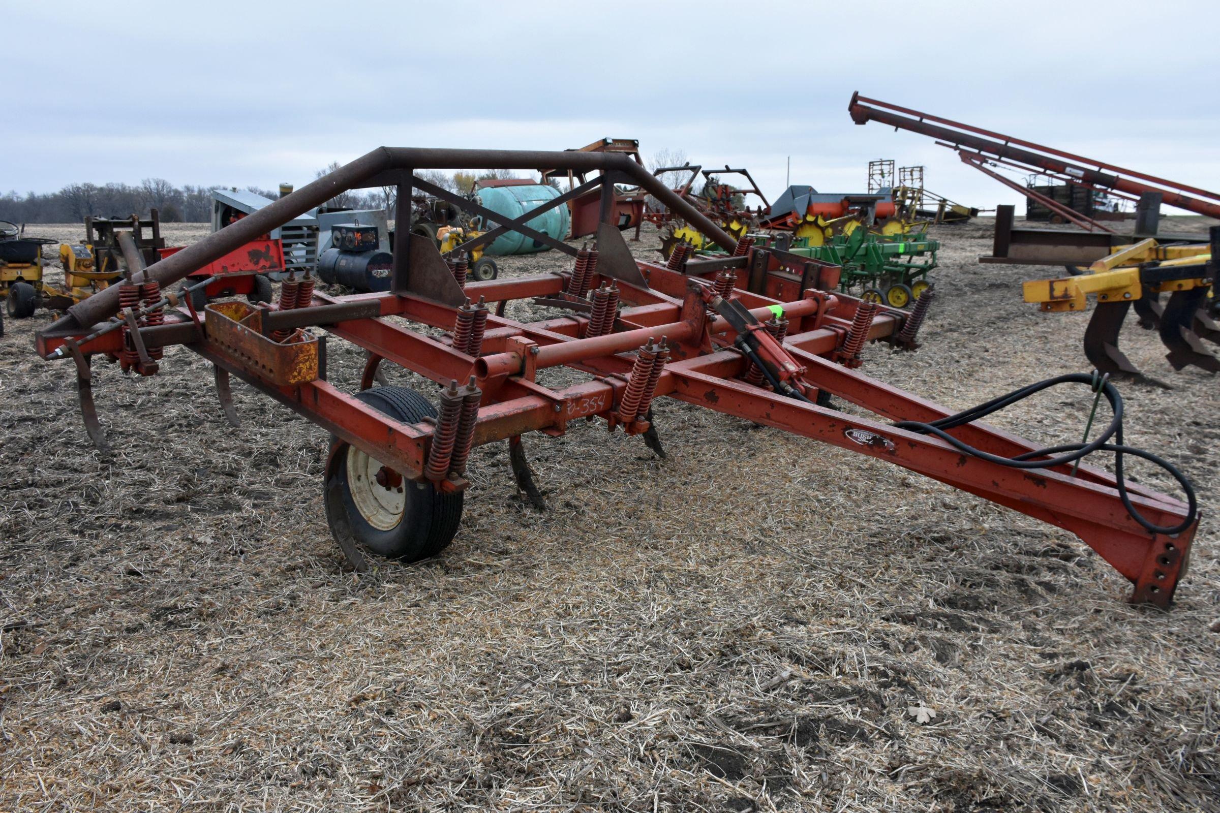 Bush Hog 14' Chisel Plow, 13 Shank, With Cylinder