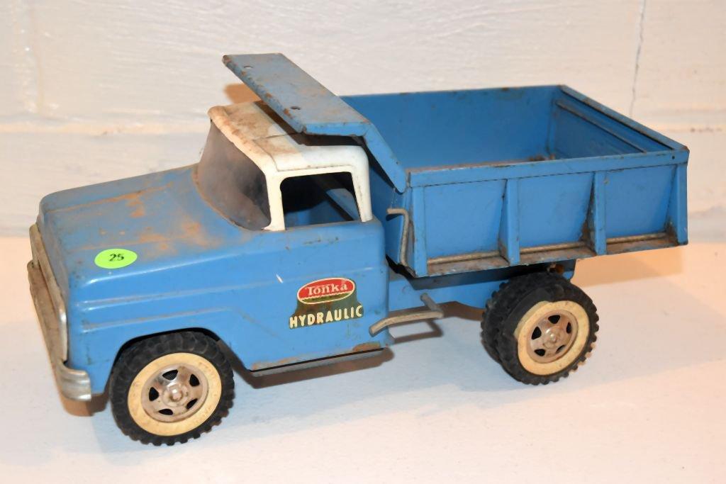 1960s Tonka Hydraulic Dump Truck