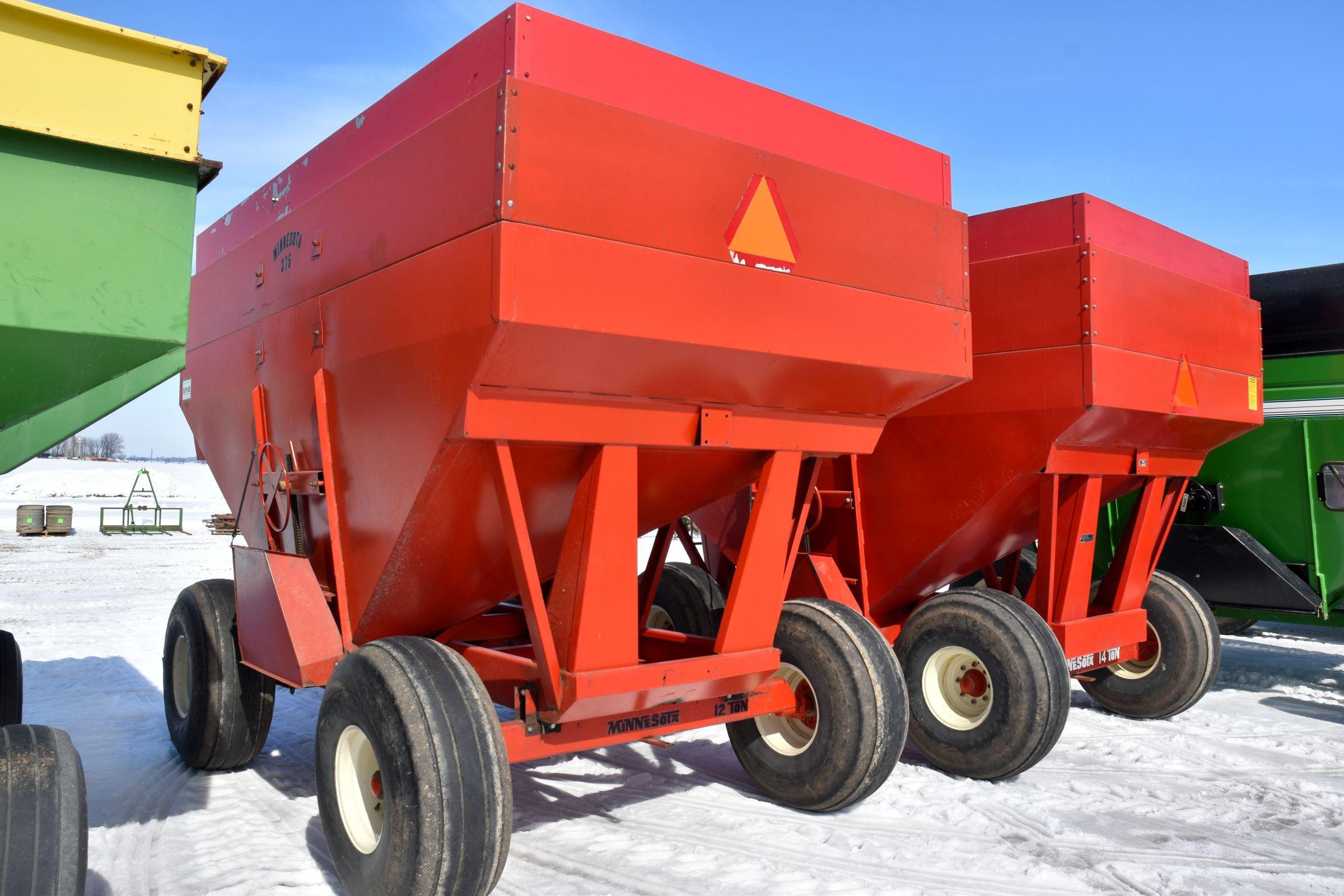 MN 375 Gravity Flow Wagon With 12 Ton Running Gear, 16.5x16.1 Tires