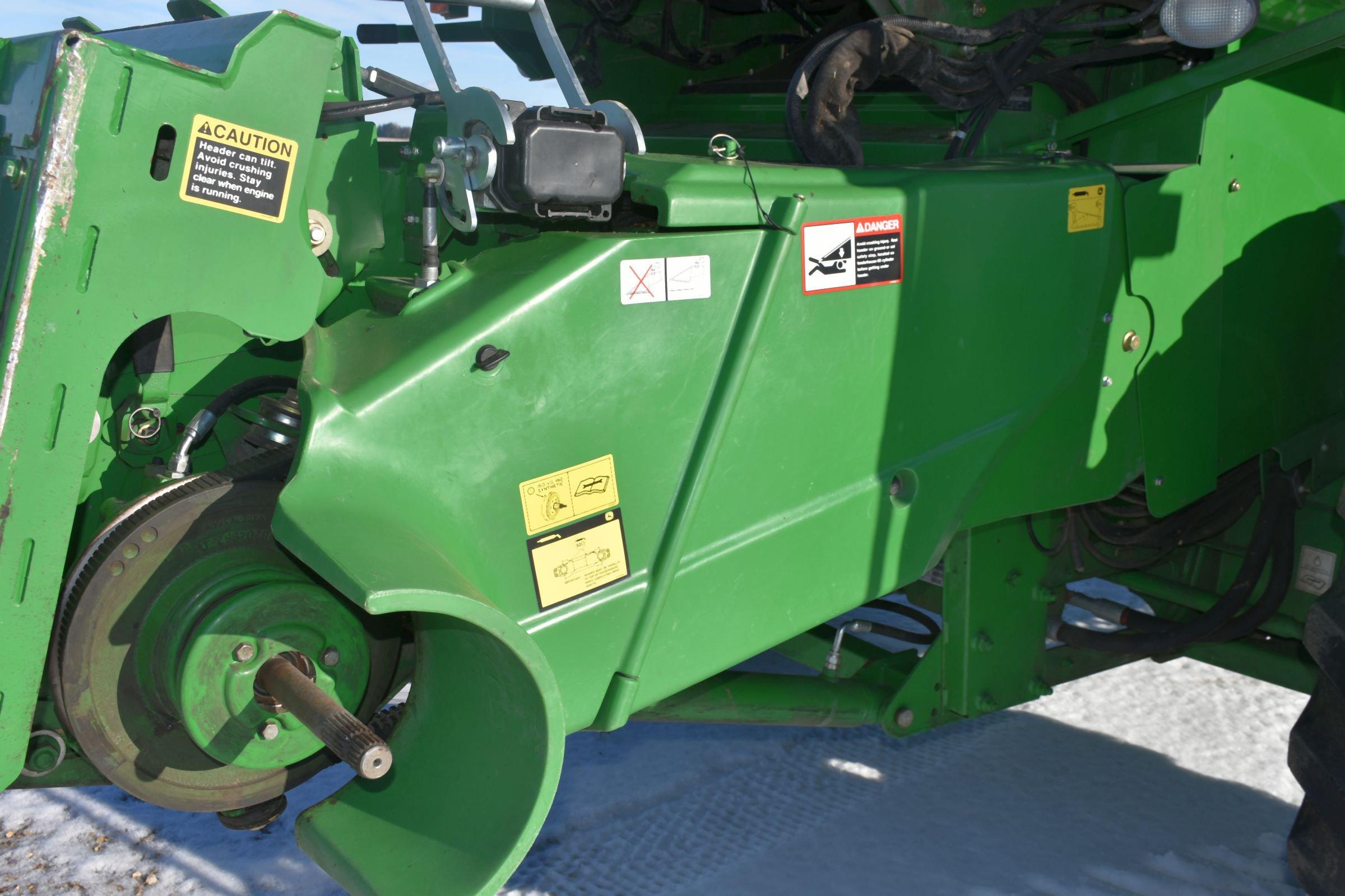 2010 John Deere 9570STS Combine, 1019 Separator Hours, 1649 Engine Hours, Bullet Rotor, Chopper/Spre