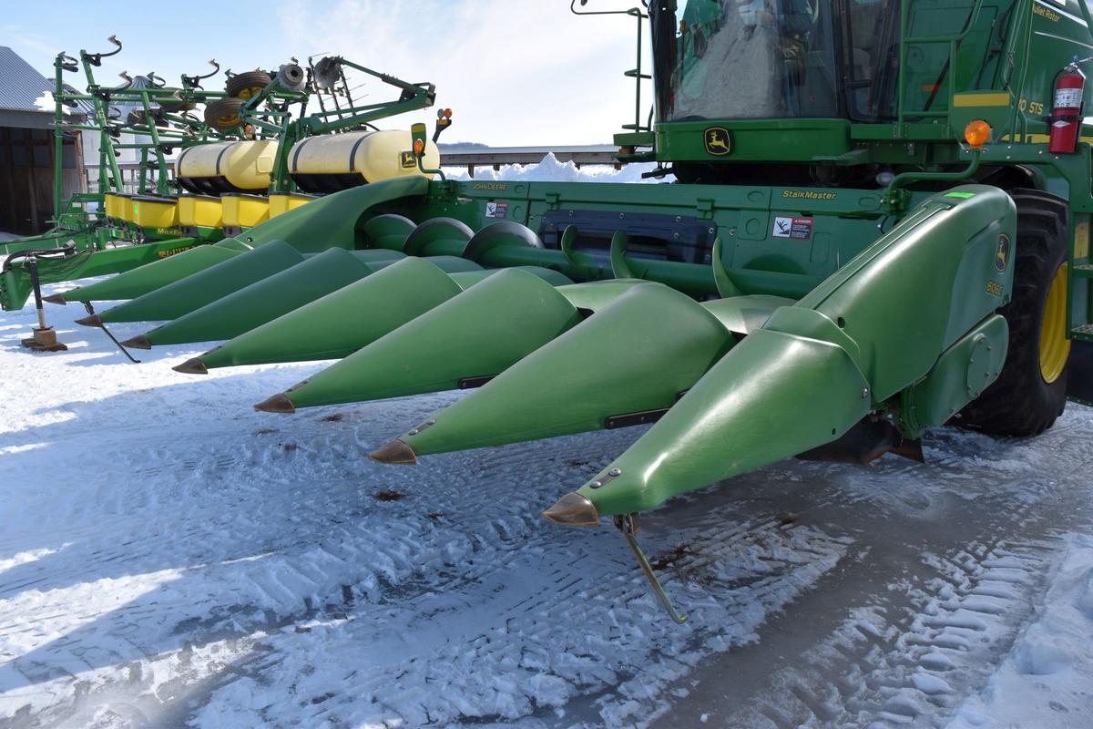 2012 John Deere 606C Stalk Master Corn Head, 6 Row 30”, Poly, Hydraulic Plates, Knife Rolls, Single