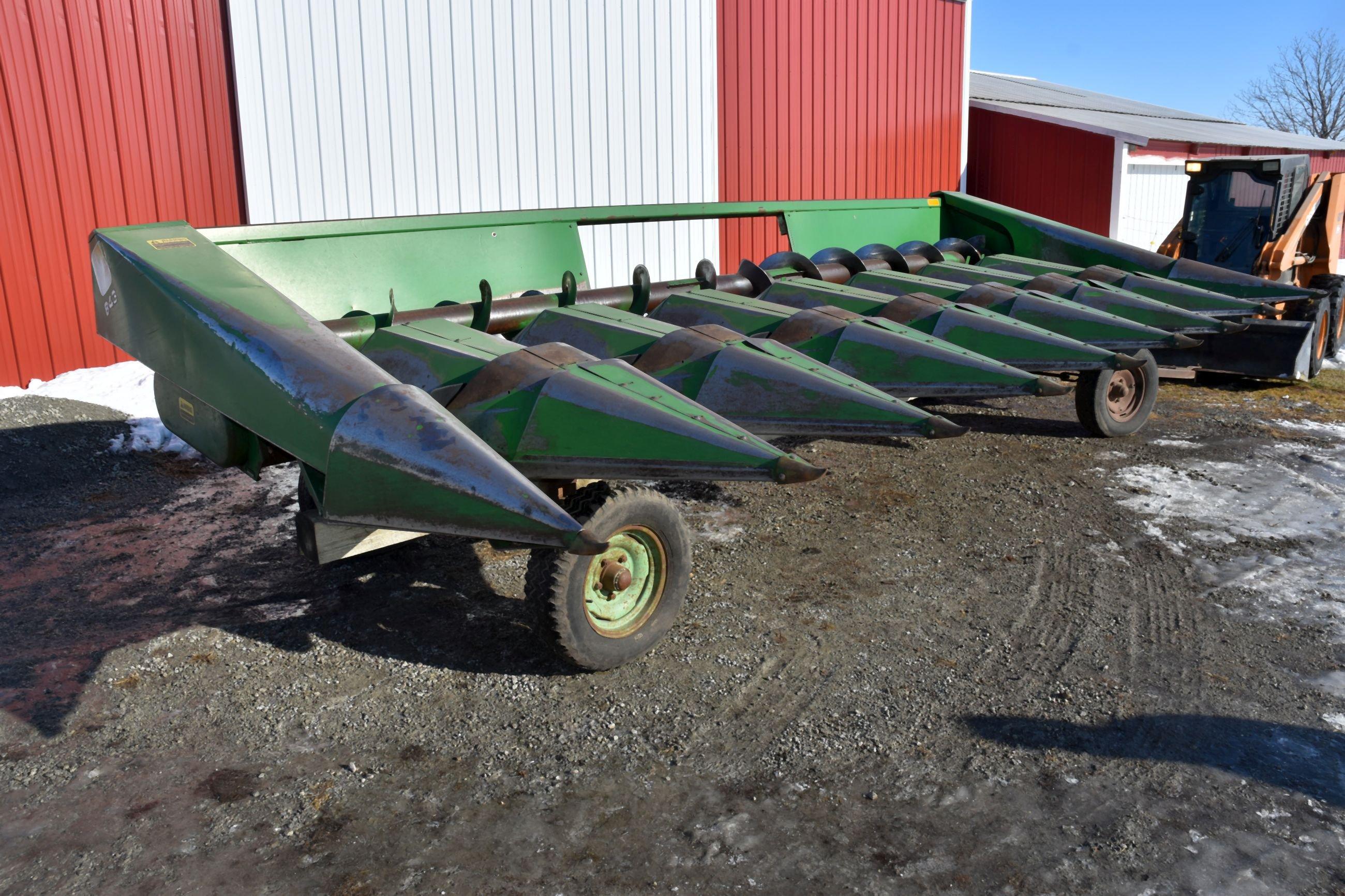 John Deere 843 Corn Head, 8 Row 30”, Knife Rolls, Dual PTO Shafts, Over $2,000.00 Work In Last 2 Yea