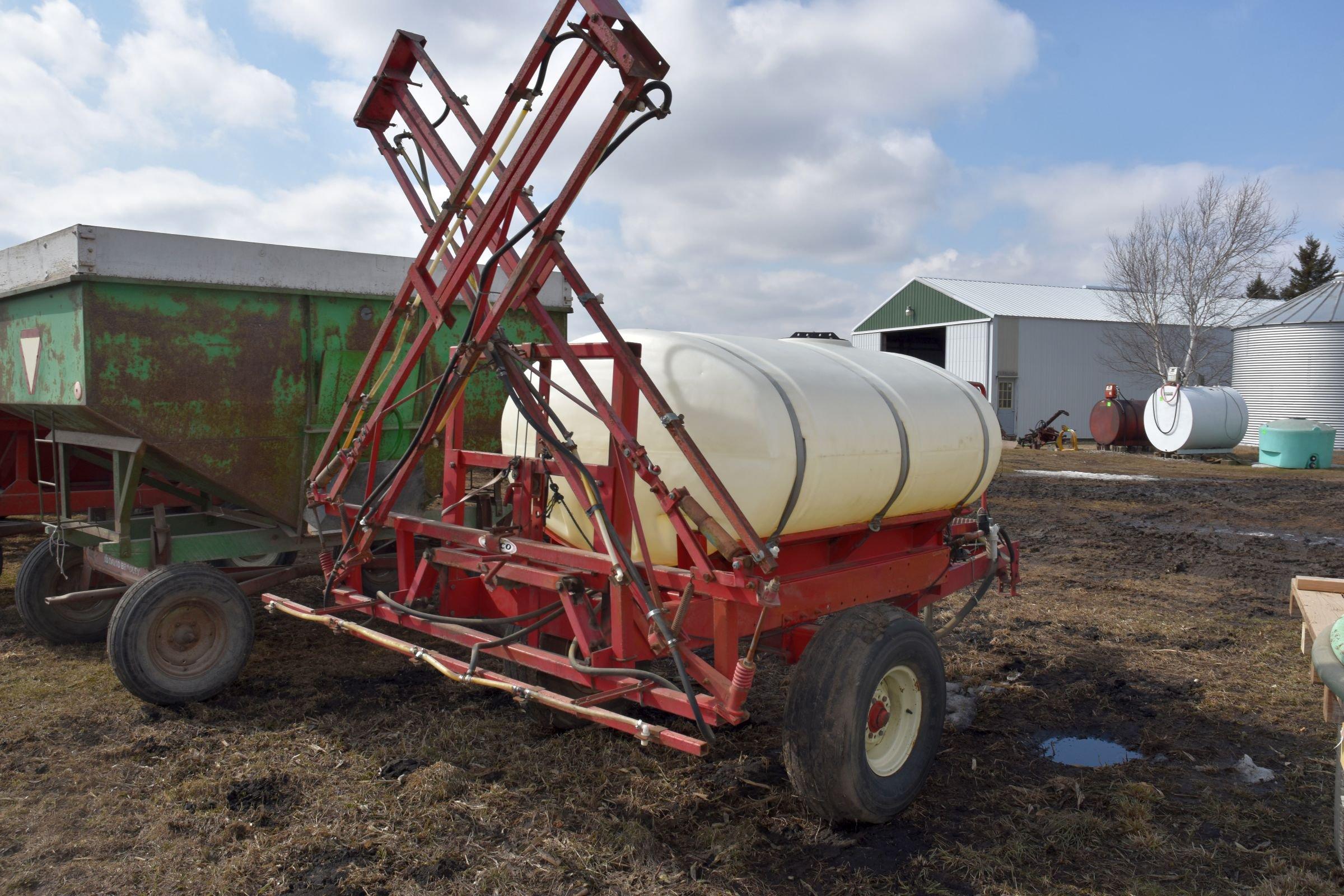 500 Gallon Crop Sprayer, Single Axle, 40’ X-Fold Booms, PTO Pump