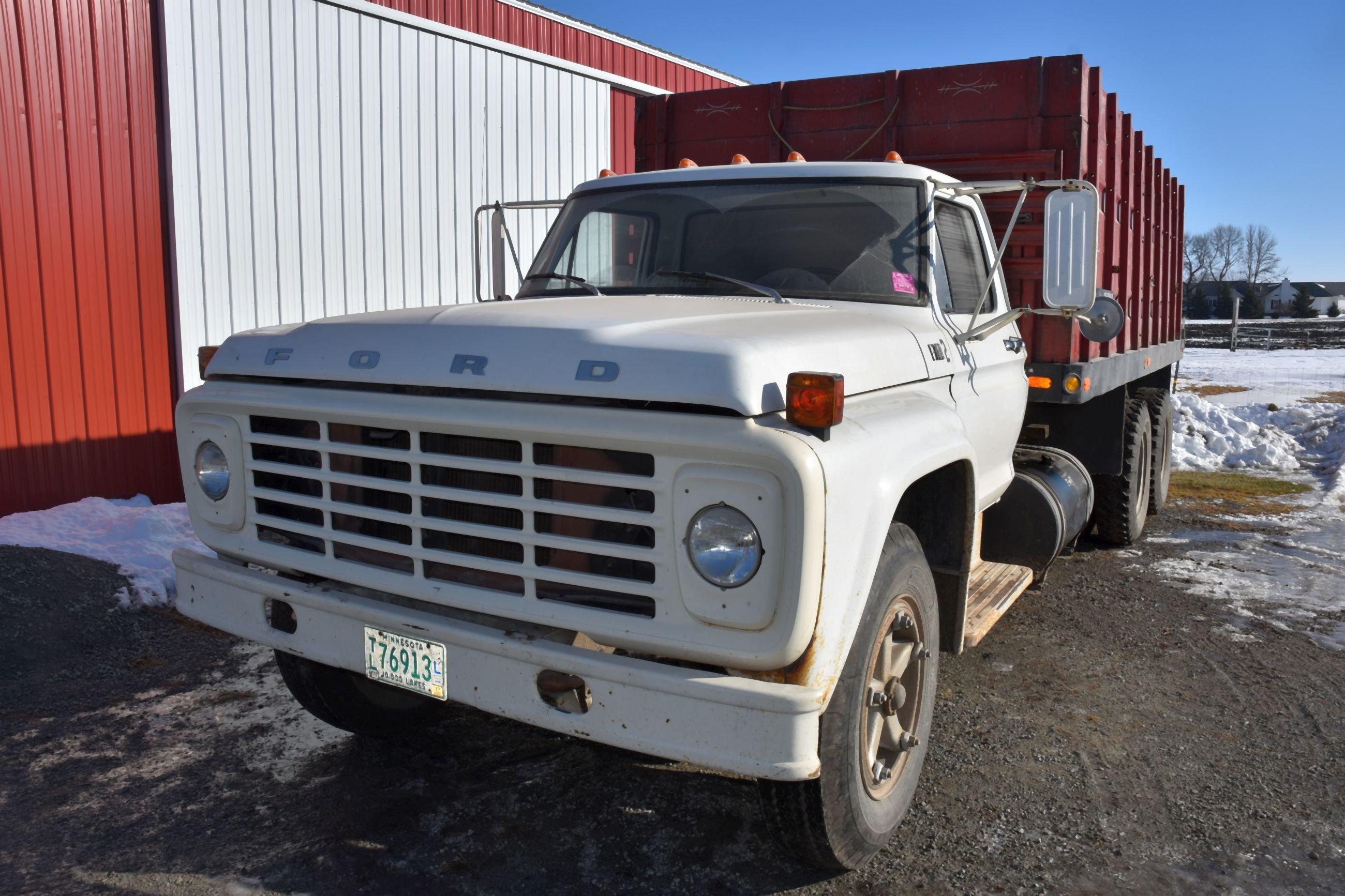 1974 Ford F700 Tandem Axle Grain Truck, 361 V8 Heavy Duty Gas, 5x2 Speed Transmission, 18’ Steel Box