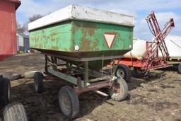 Parker 250 Bushel Gravity Flow Wagon With 8 Ton Running Gear