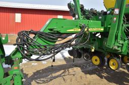 2010 John Deere 1790 CCS Planter, 12 Row 30” or 23 Row 15”, Liquid Fertilizer With 420 Gallon Poly T