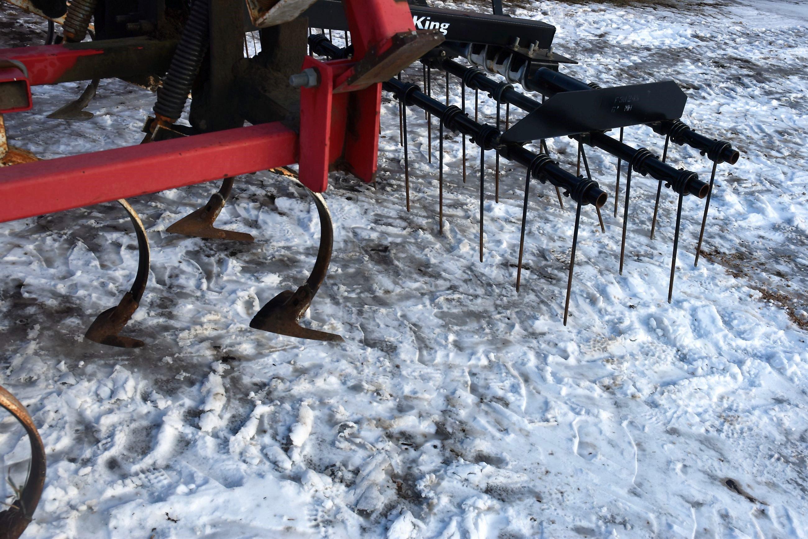 WilRich 18.5’ Field Cultivator, With Like New 3 Bar Harrow