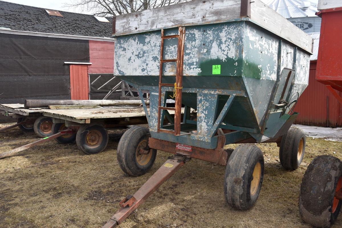 Dakon 350 Bushel Gravity Flow Wagon With Kewanee 7 Ton Running Gear