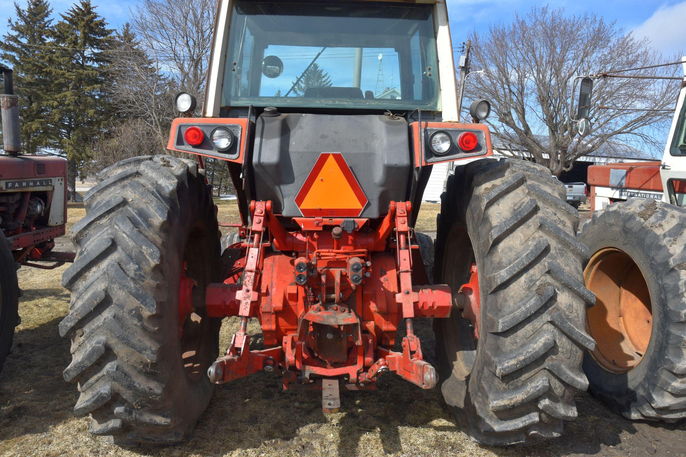 International 1586 Tractor, Cab, 3267 Hours Showing/ Actual Hours Are Unknown, 1000PTO, 3pt., 2 Hydr