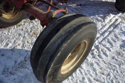 Farmall 706 Gas Tractor, Open Station, Fenders, 8513 Hours, 3pt., 2 Hydraulics, 540/1000PTO, Good TA