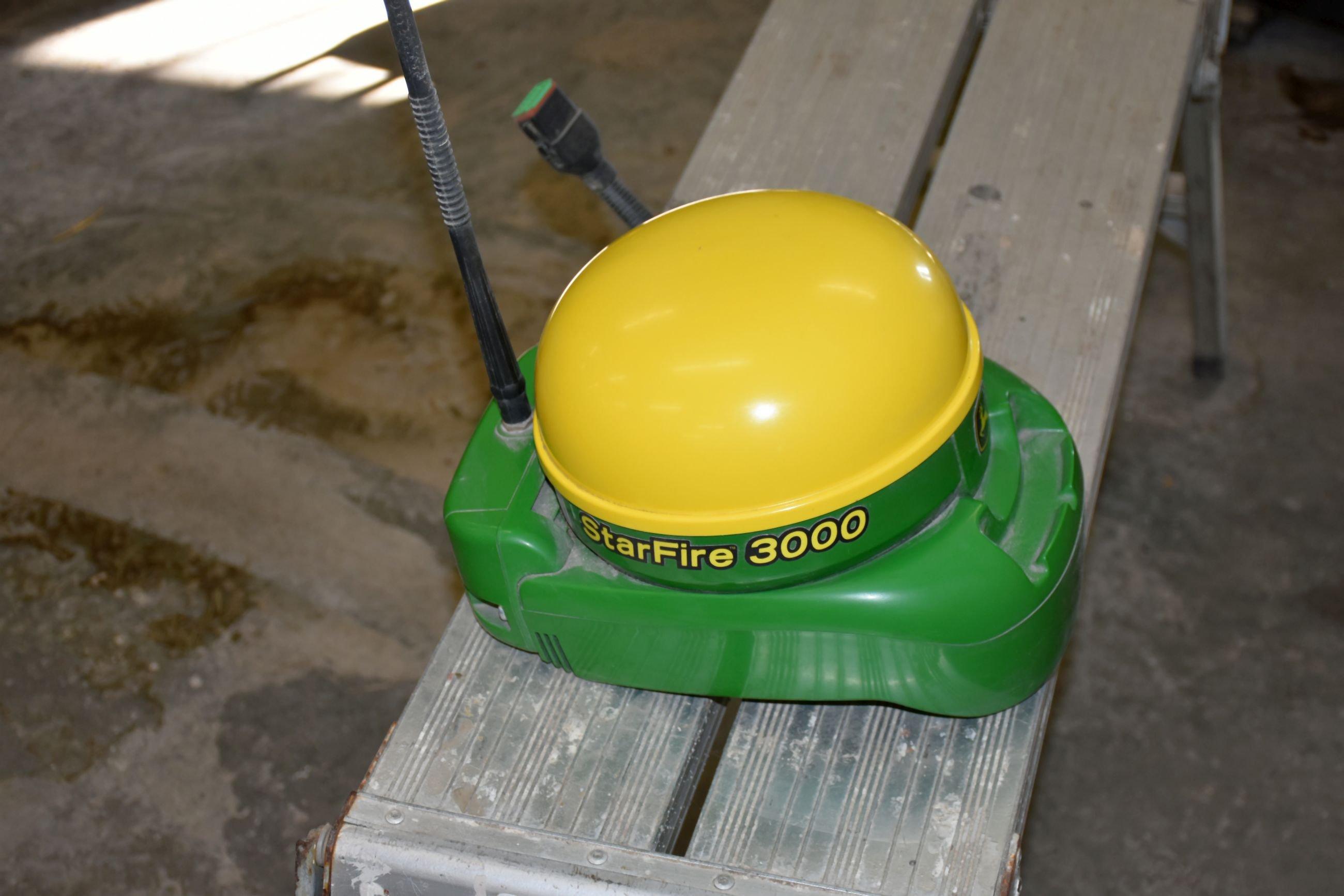 John Deere 3000 Star Fire Globe, SN: PCGT3TA625264, SF1, SF2 and RTK Ready, Has 450 Radio On It