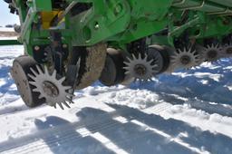 John Deere 1770 NT Planter CCS, 24 Row 30” Pro Shaft Drive Planter Units, Air Down Force, Row Cleane