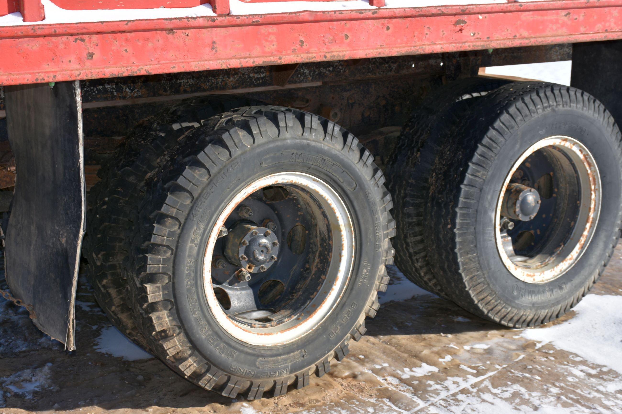 1966 Ford C650 Grain Truck, V8 Gas, 5x2 Speed, With Tag Axle, 18’ Box & Hoist