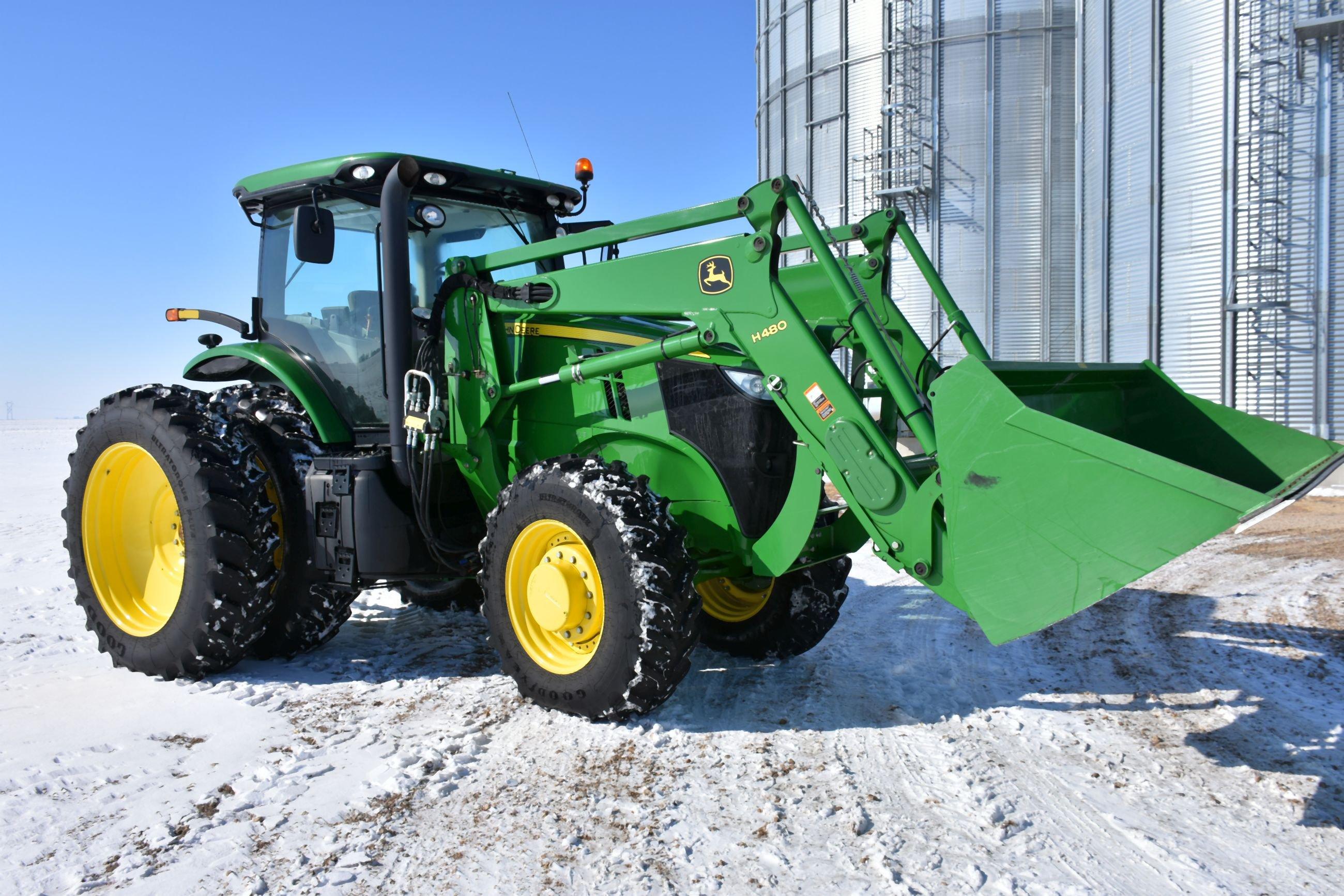 2013 John Deere 7200R MFWD, 419 Actual One Owner Hours, 540/1000 PTO, 3 Hydraulics, 3 Pt., Quick Hit