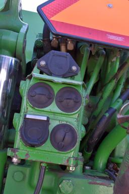 1995 John Deere 7200 MFWD, Open Station, 9686 Hours, 18.4x38 95%, 3 Pt., 2 Hydraulics,540/1000 PTO,