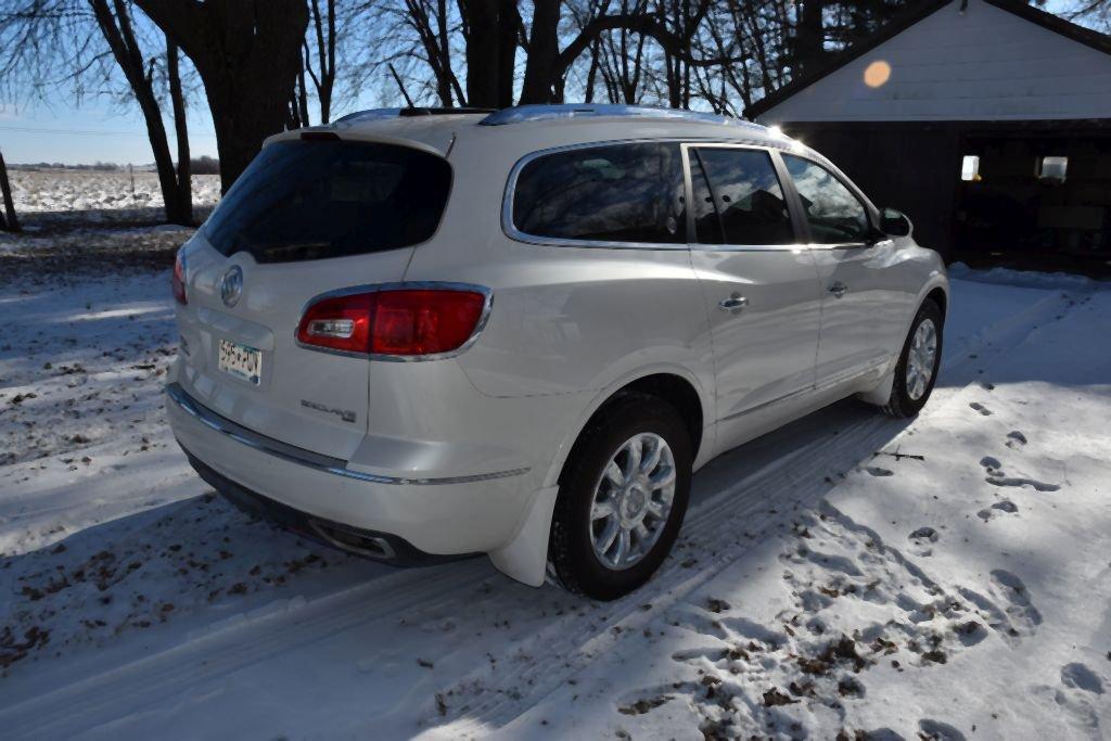 2015 Buick Enclave 4 Door SUV, AWD, 3.6L Engine, Interlink, Navigation, 3rd Row Seating, Loaded, 13,