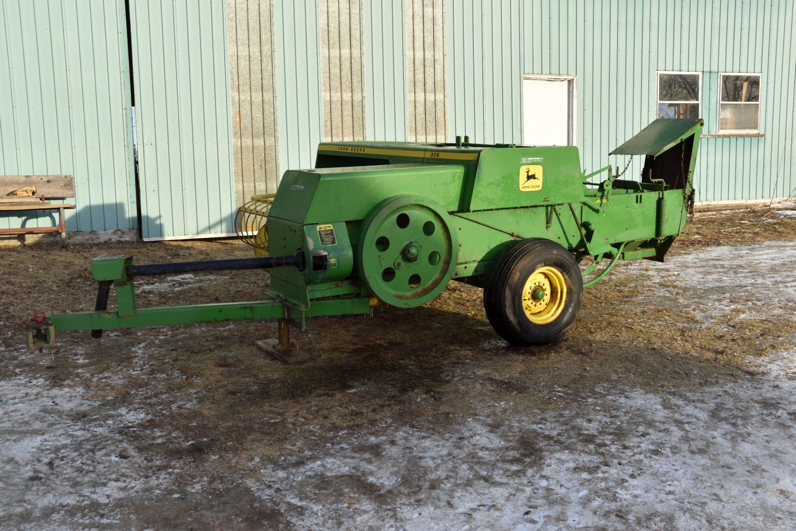 John Deere 336 Baler, Regular Chute, 540PTO