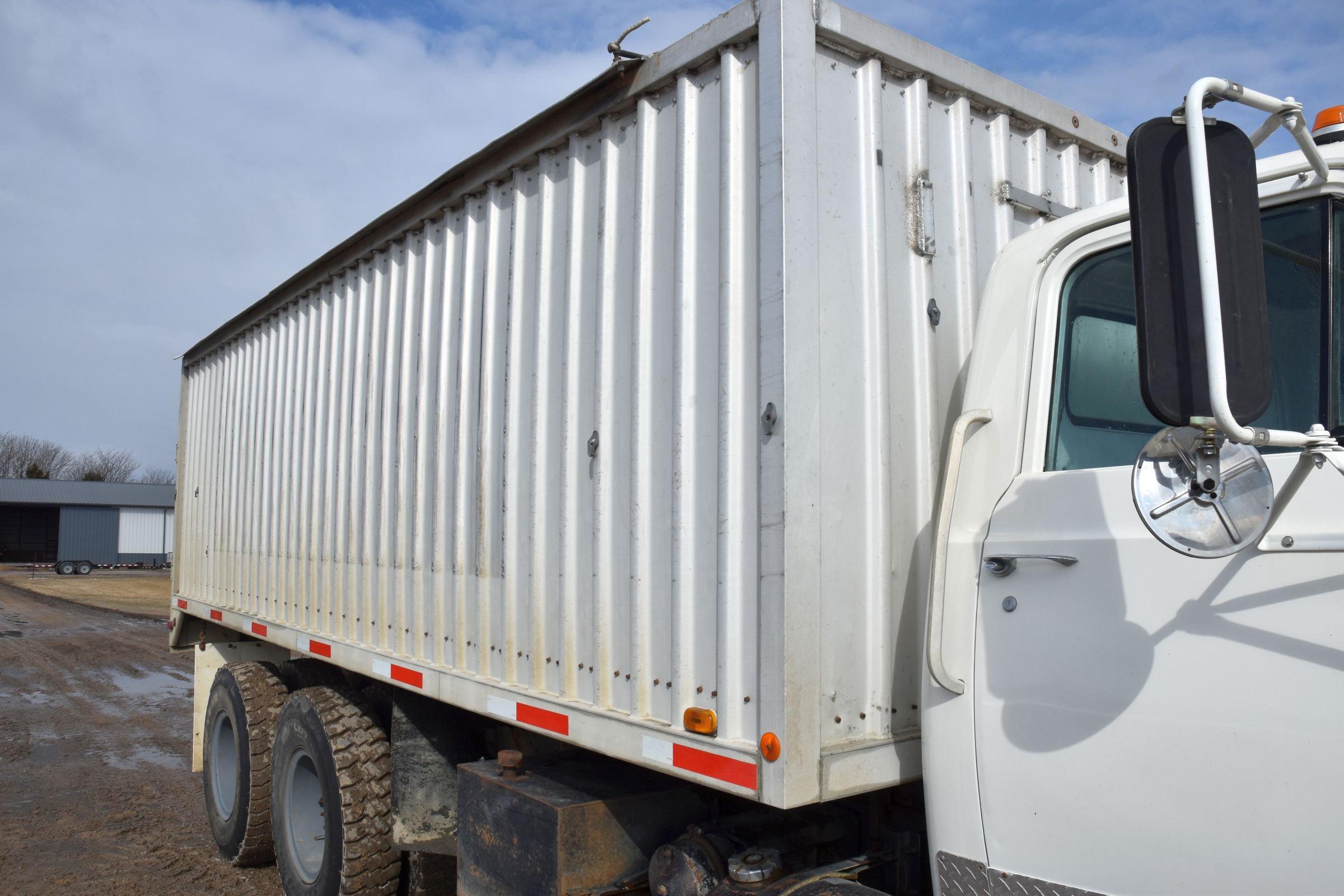 1984 GMC Brigadier Grain Truck, Detroit Diesel, 563,445 Miles, 19.5’ Aluminum Box & Hoist, 8 Speed,