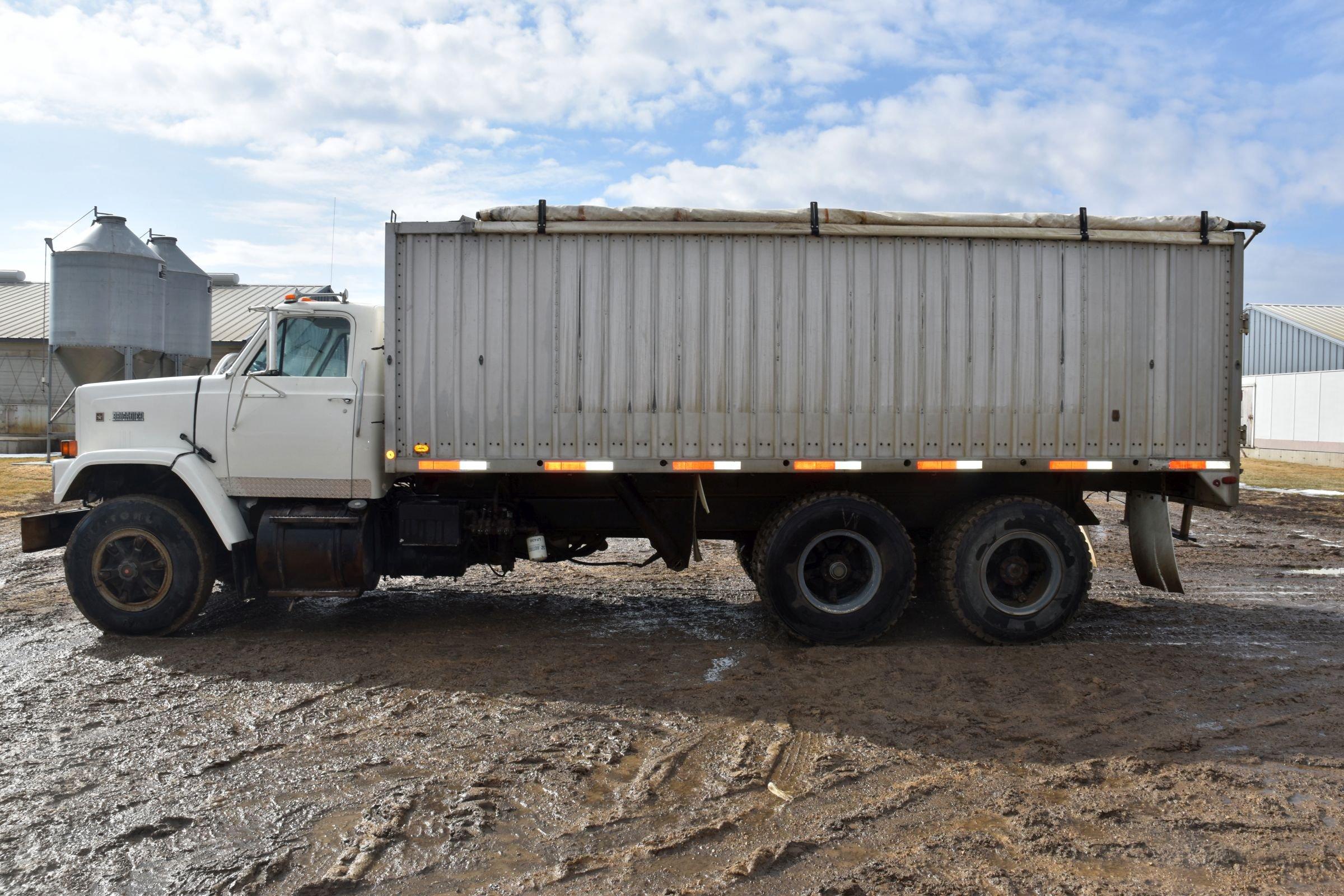 1984 GMC Brigadier Grain Truck, Detroit Diesel, 563,445 Miles, 19.5’ Aluminum Box & Hoist, 8 Speed,