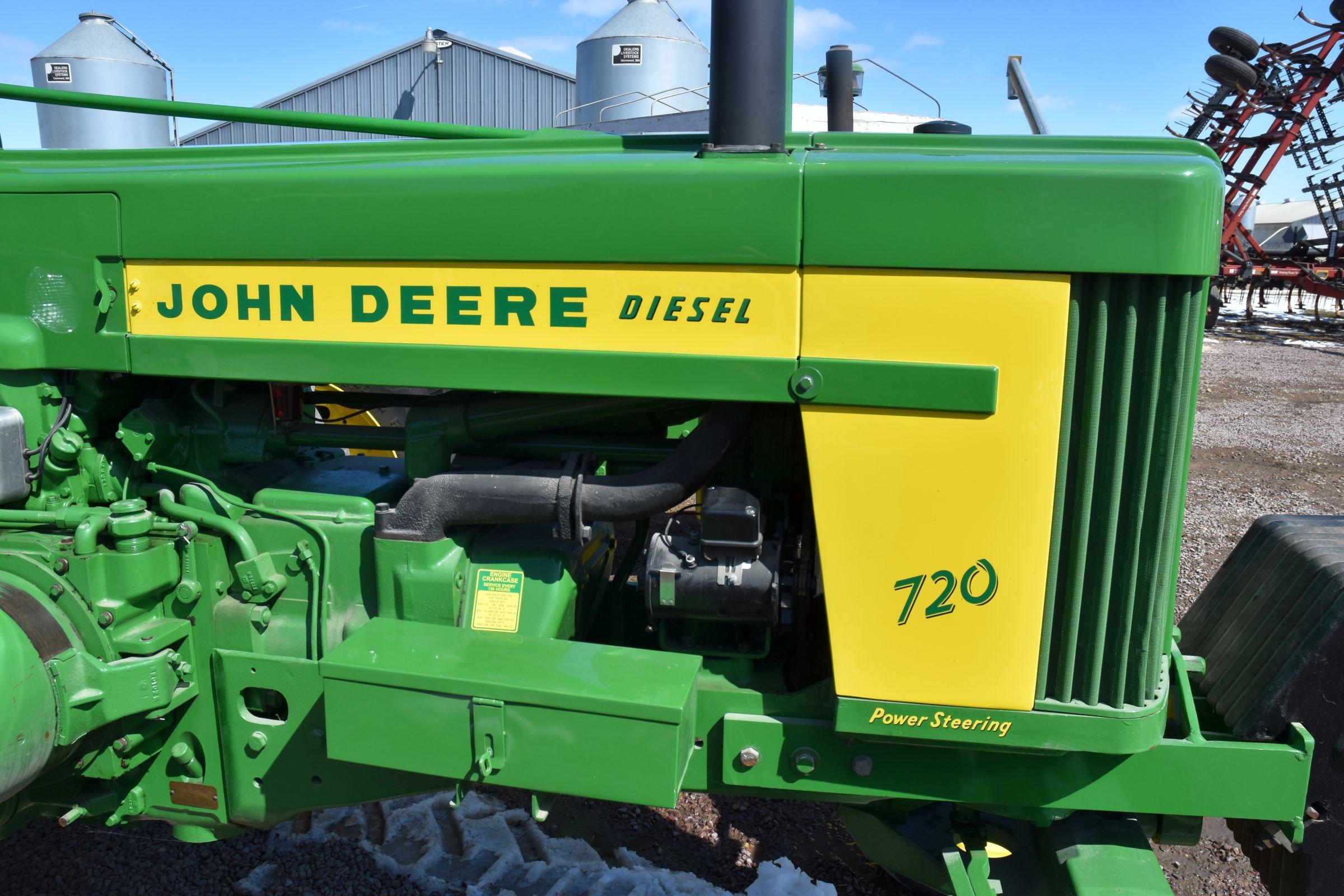 John Deere 720 Diesel Tractor, Pony Start, Fuel Line To Pony Motor Leaks, 3pt. With Quick Hitch, 540