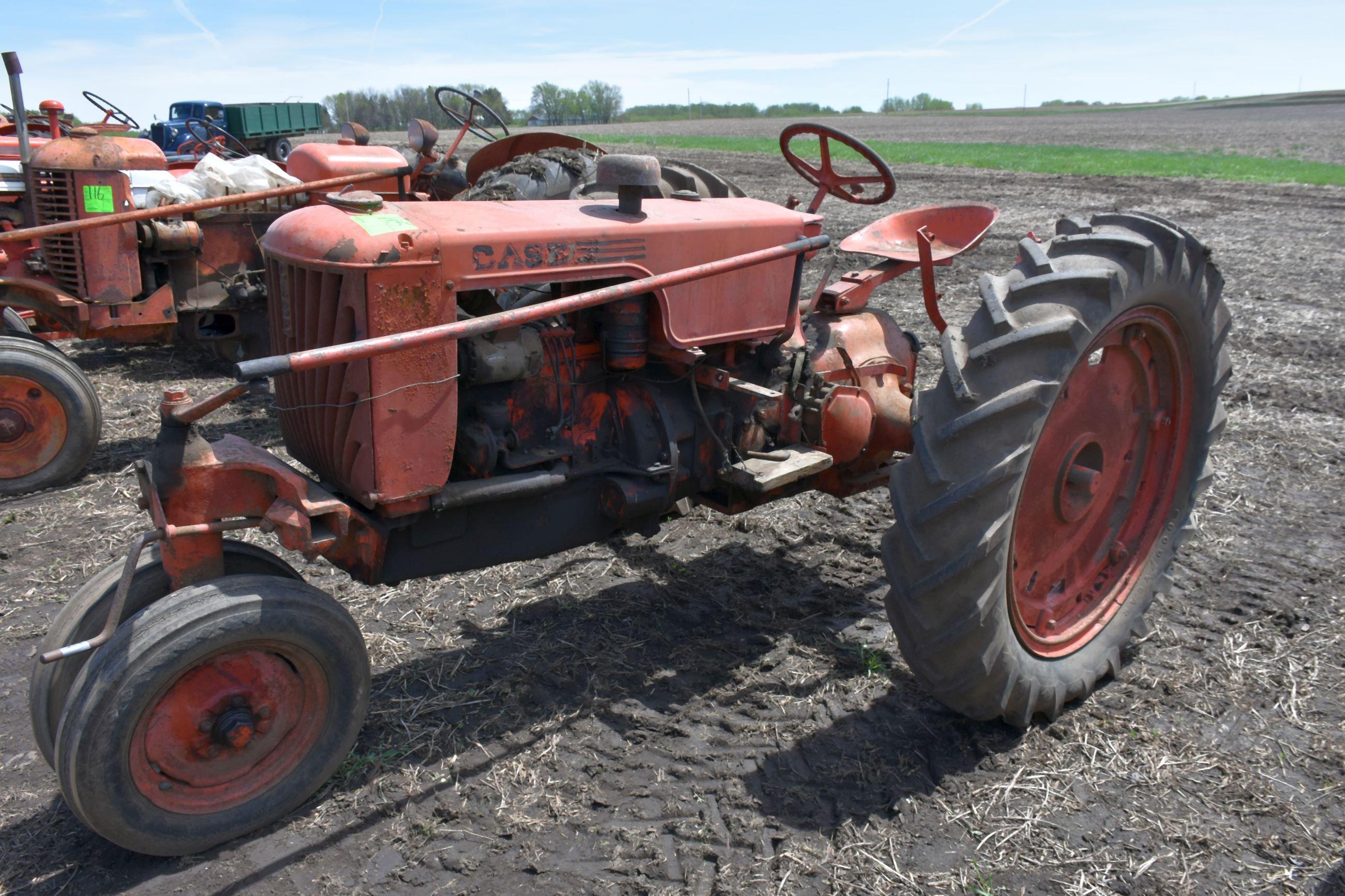 1938 Case RC Tractor, Narrow Front, Not Running, Motor Turns Over, Missing Mag, SN: 4230160