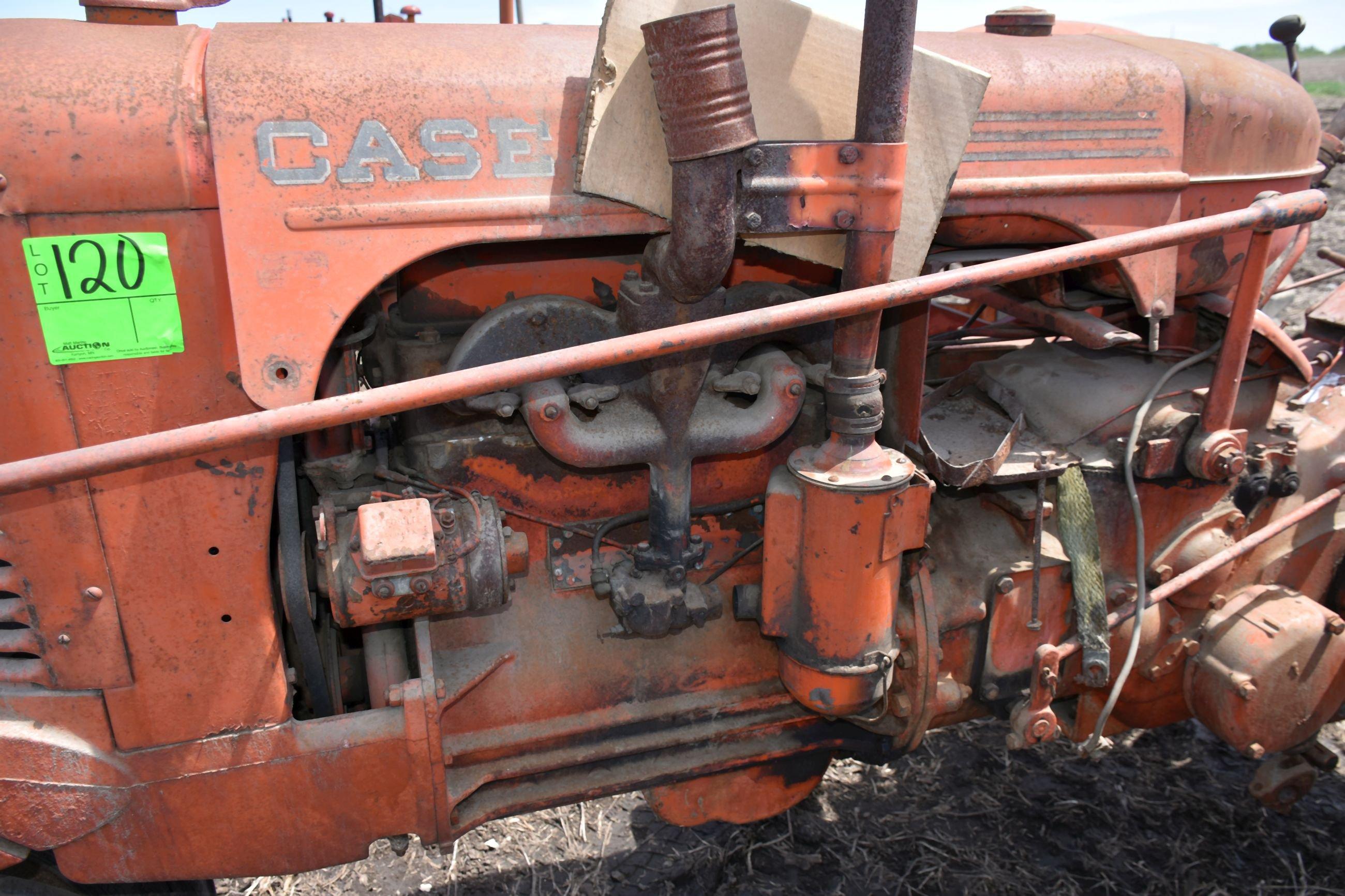 1951 Case Model SC Tractor, Narrow Front, Fenders, Eagle Hitch, Running Condition, Engine Block Is C