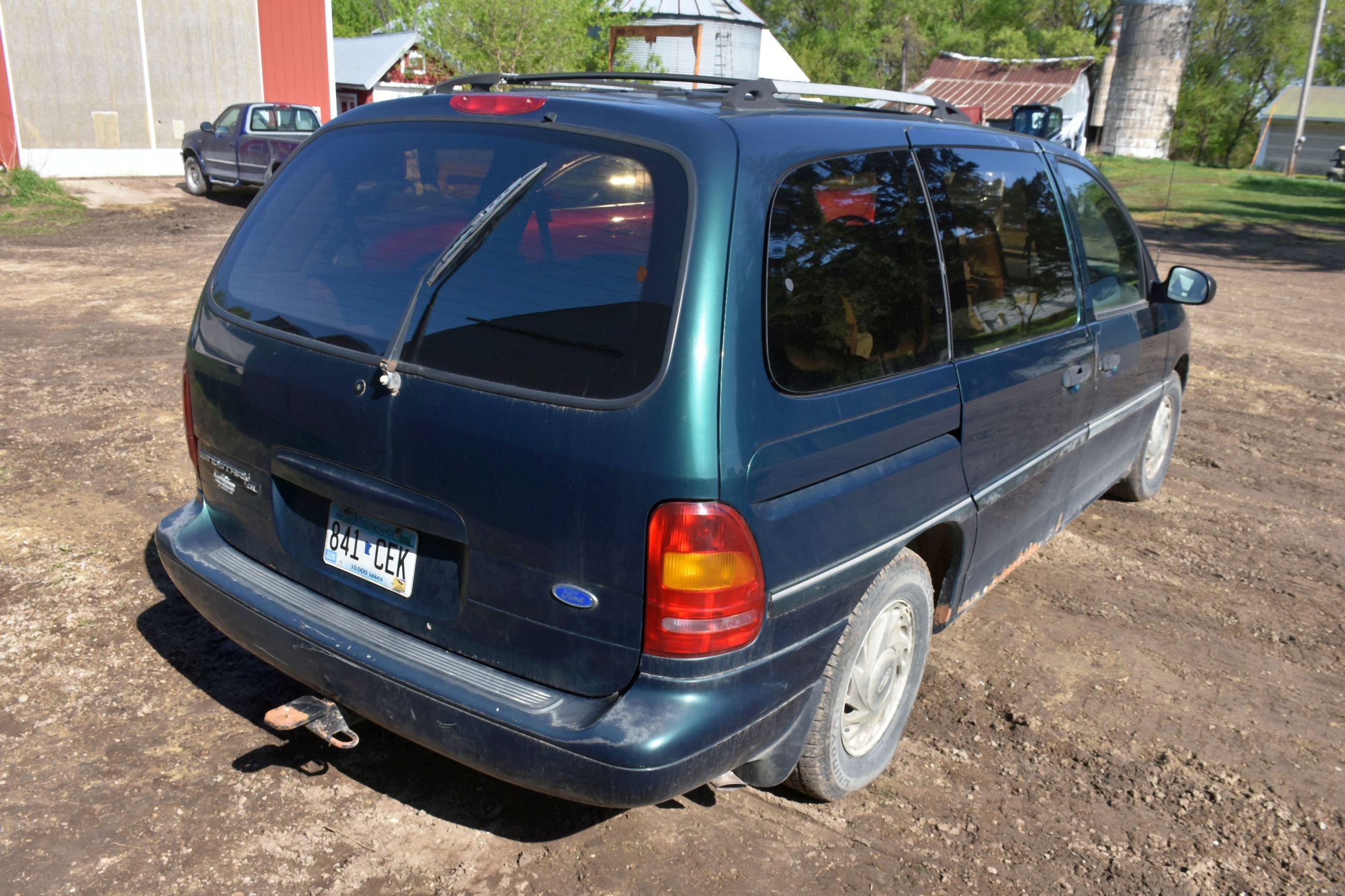 1995 Ford Windstar Van, Automatic, 210,XXX Miles, Cloth, AC, Rusty, Will Run and Drive With New Batt