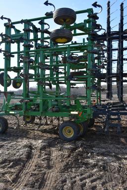 John Deere 2210 Field Cultivator, 54.5’, Rolling Basket, 2 Bar Harrow, Accu Depth With Accu Depth Un