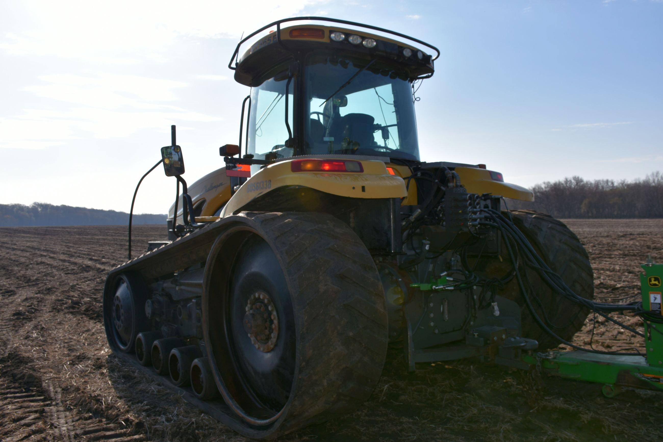 2006 Cat Challenger 865B, 5993 Hours, 30” Track 55%, 5 Hydraulics, Swing Bar, 32 Front Weights, Cat