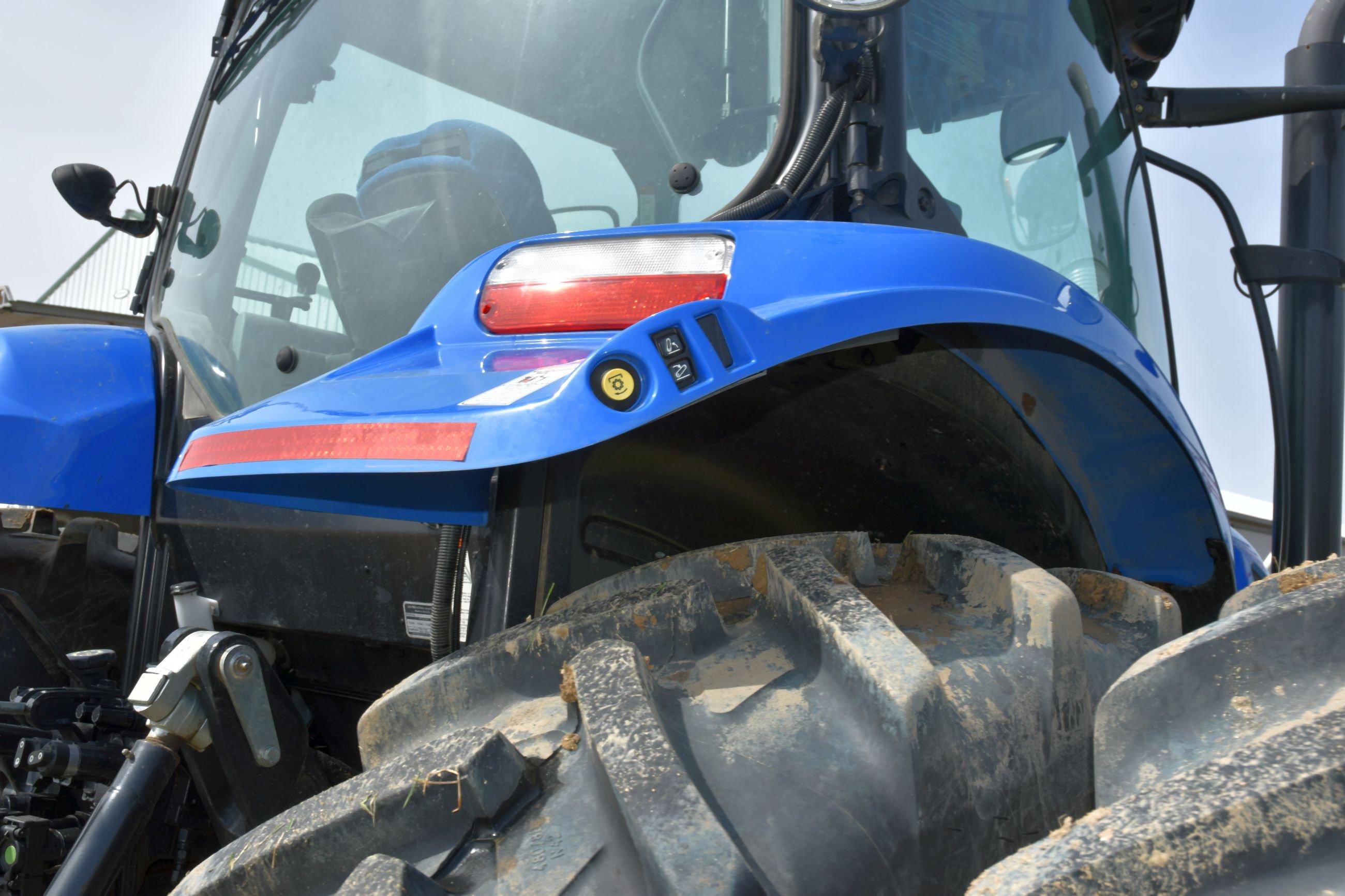 2015 New Holland T7.230 MFWD, 399 Hours, 480/80R42 Duals, Left Hand Reverse, 540/1000 PTO, 3 Point,